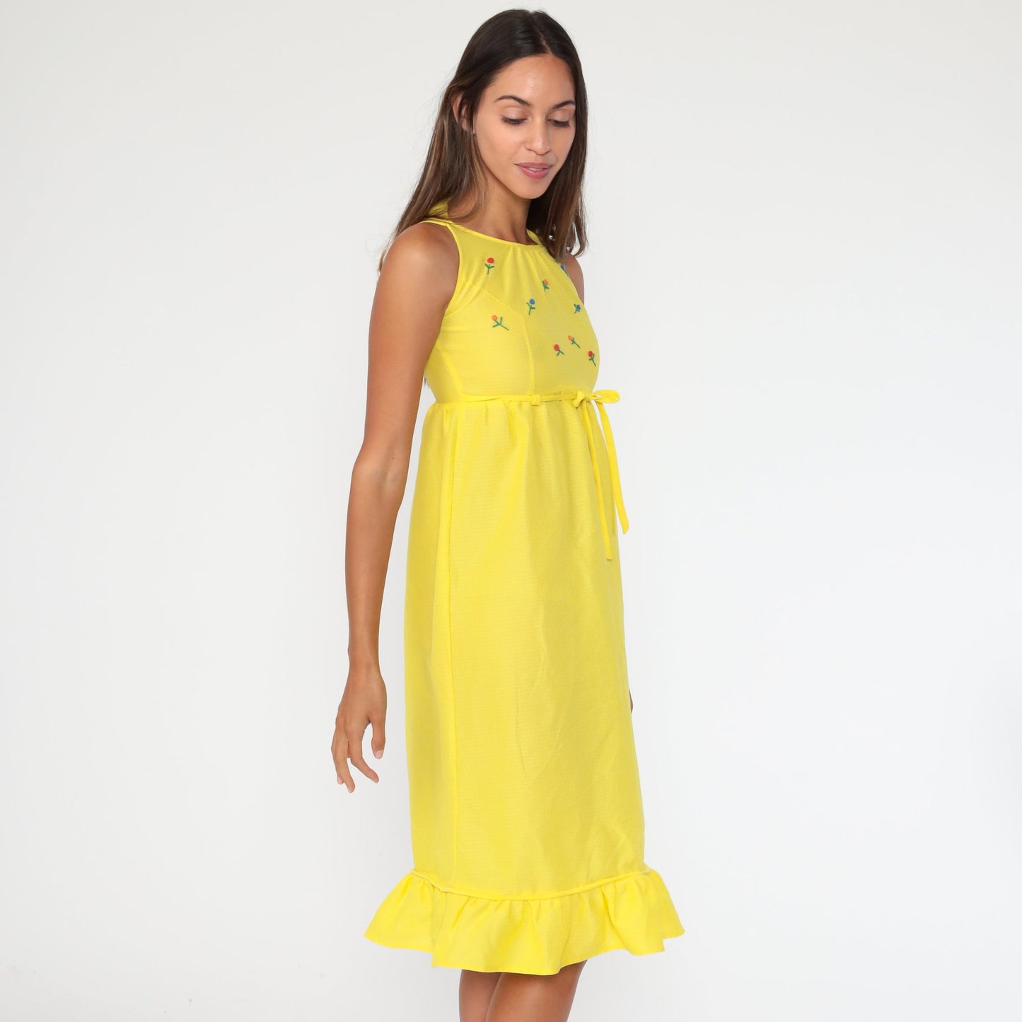 70s Yellow Floral Embroidered Babydoll Dress Empire Waist Midi Sleeveless XXS