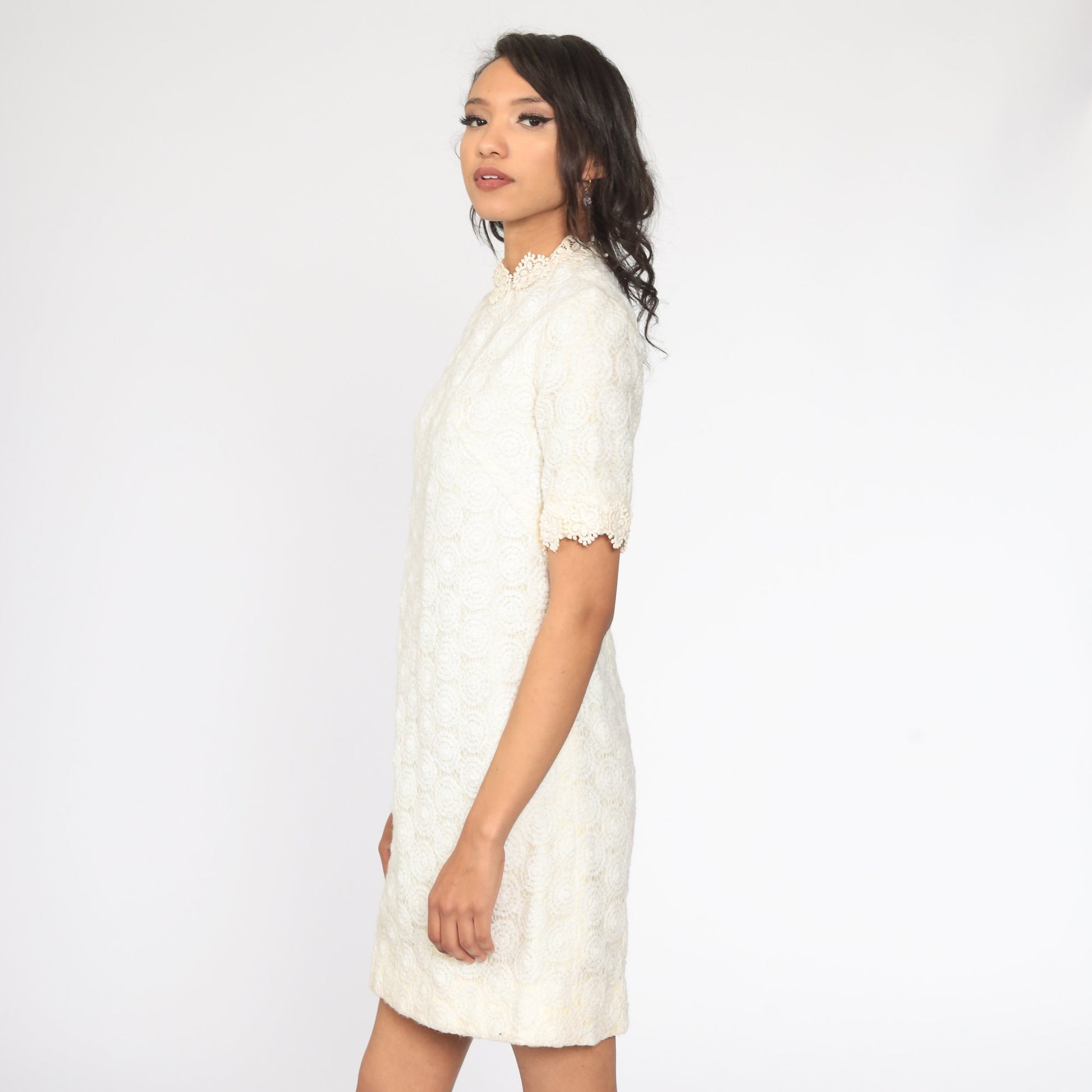 60s White Lace Mini Shift Dress Yellow Lining Mod Party Extra Small