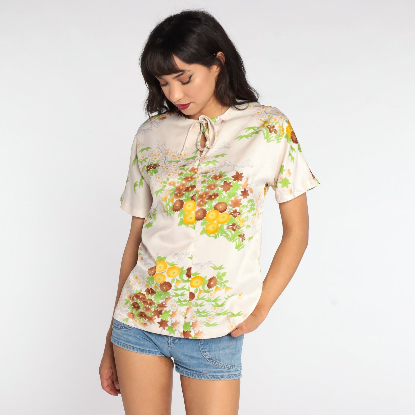 70s Floral Blouse Keyhole Neckline Yellow Off-White Shirt Small
