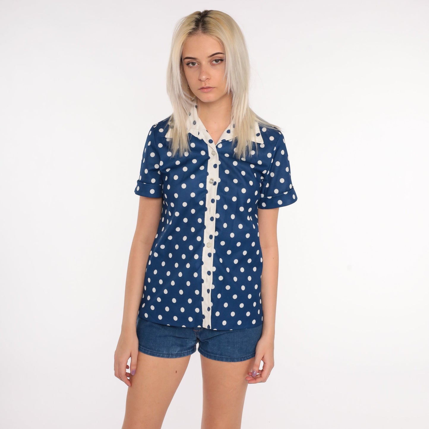 70s Blue Polka Dot Button-Up Blouse Dagger Collar Short Sleeve Small Medium