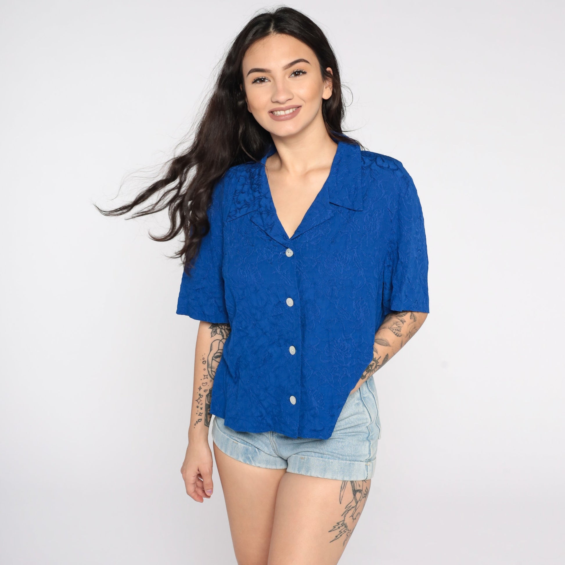 80s Royal Blue Floral Embossed Button-Up Blouse Cutout Back Medium