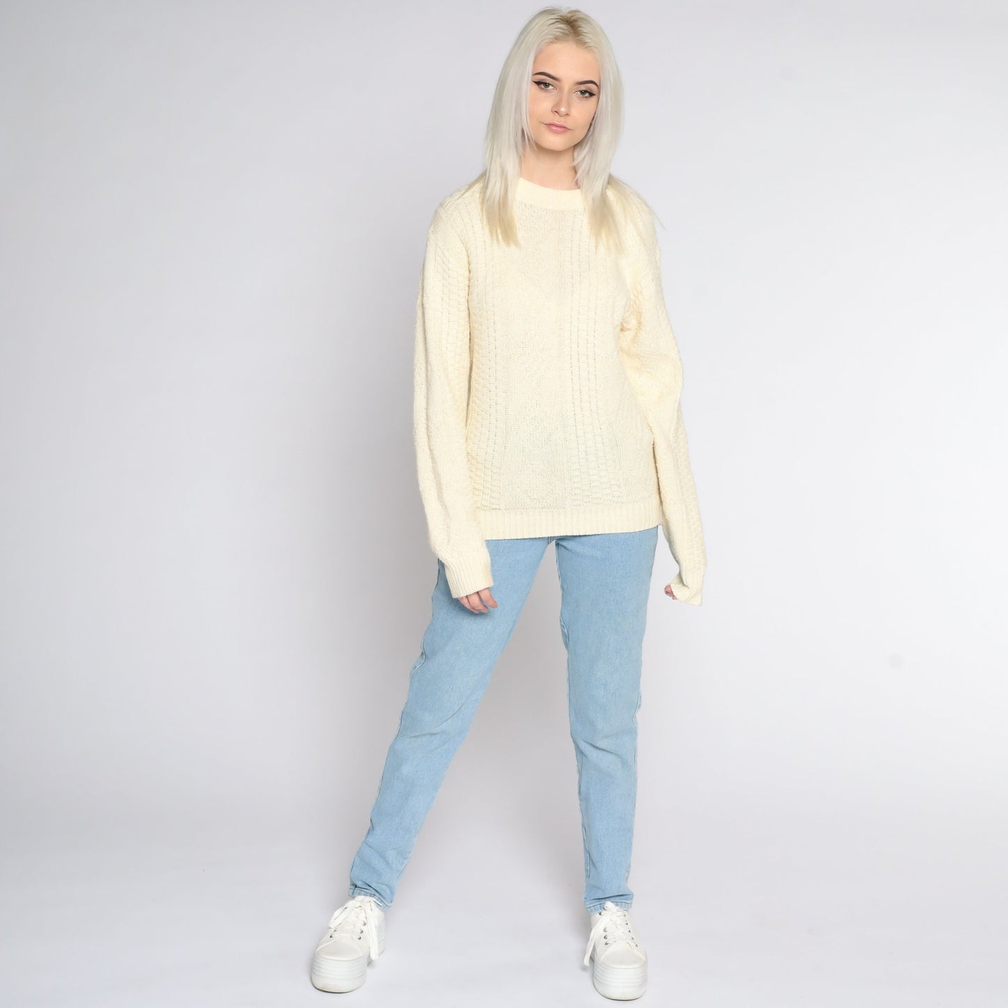 90s Cream Textured Acrylic Sweater Pullover Crewneck Large