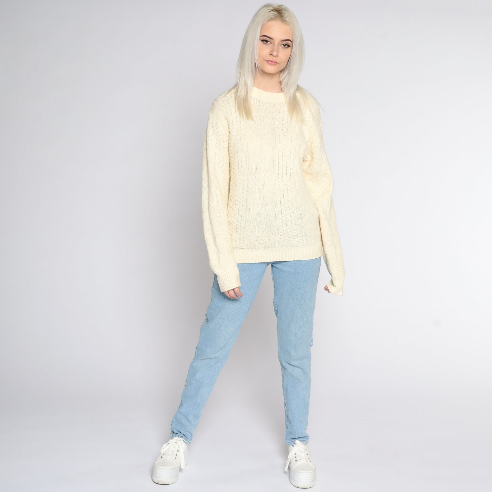 90s Cream Textured Acrylic Sweater Pullover Crewneck Large