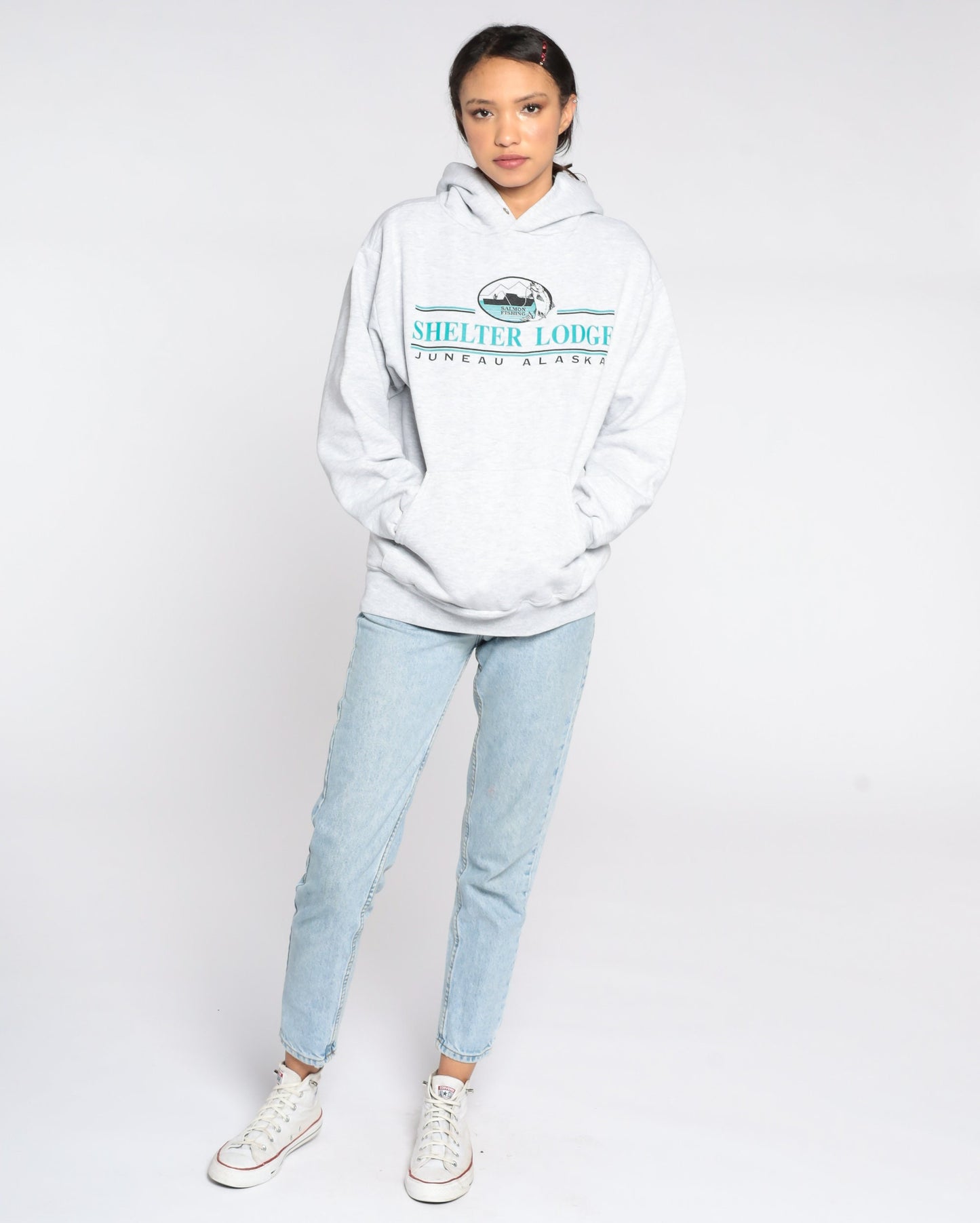 90s Shelter Fishing Lodge Juneau Alaska Hoodie Sweatshirt Jerzees Medium