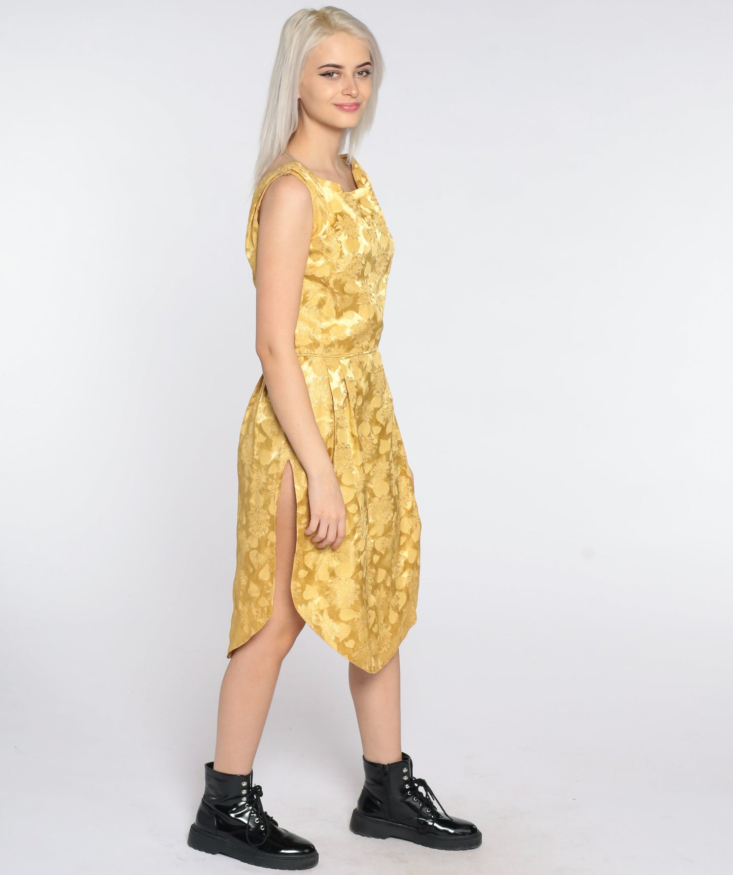 1960s Gold Floral Brocade Sleeveless Cocktail Dress High Slit Small