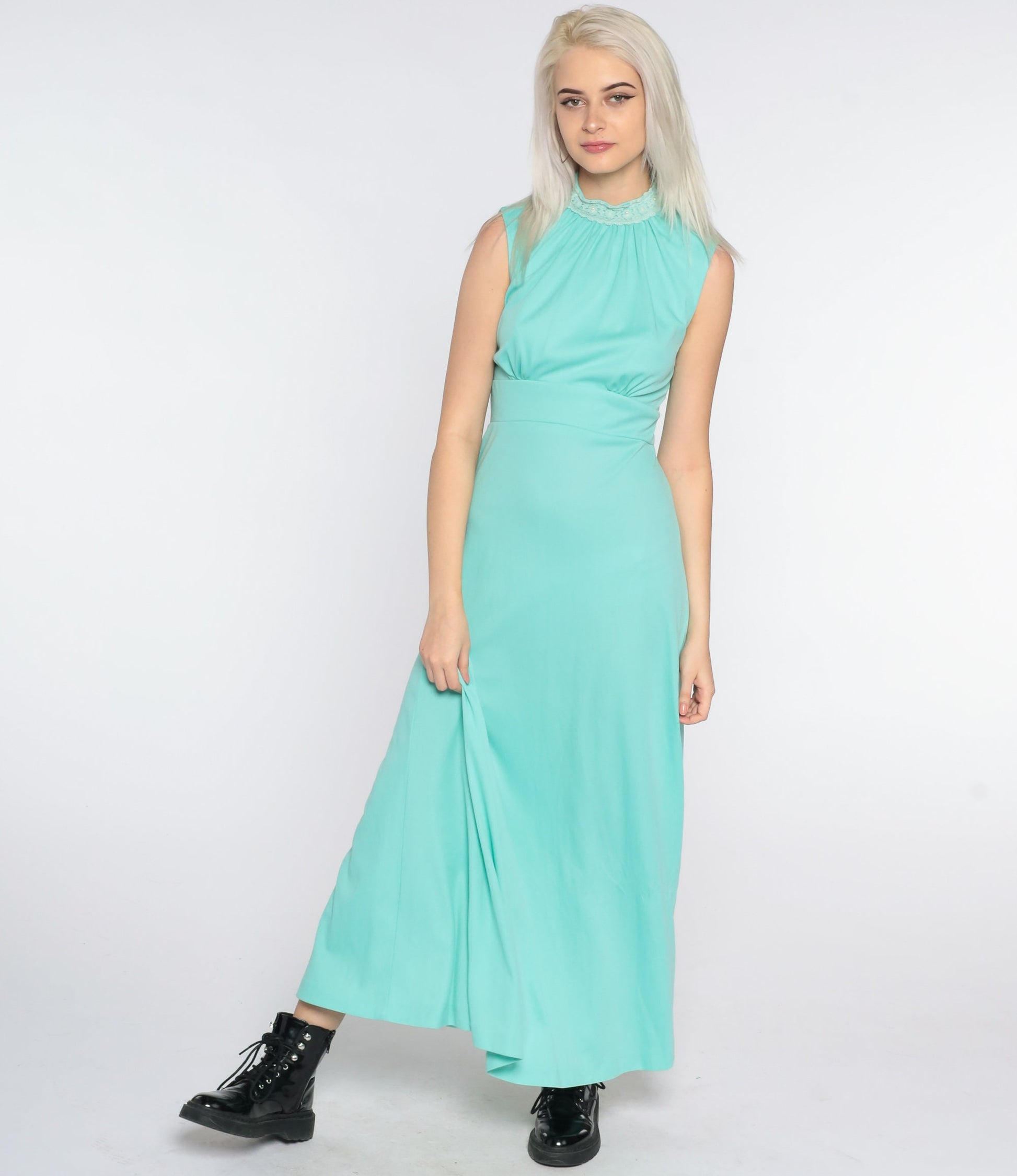 70s Seafoam Maxi Dress Empire Waist Crochet Collar Sleeveless Small