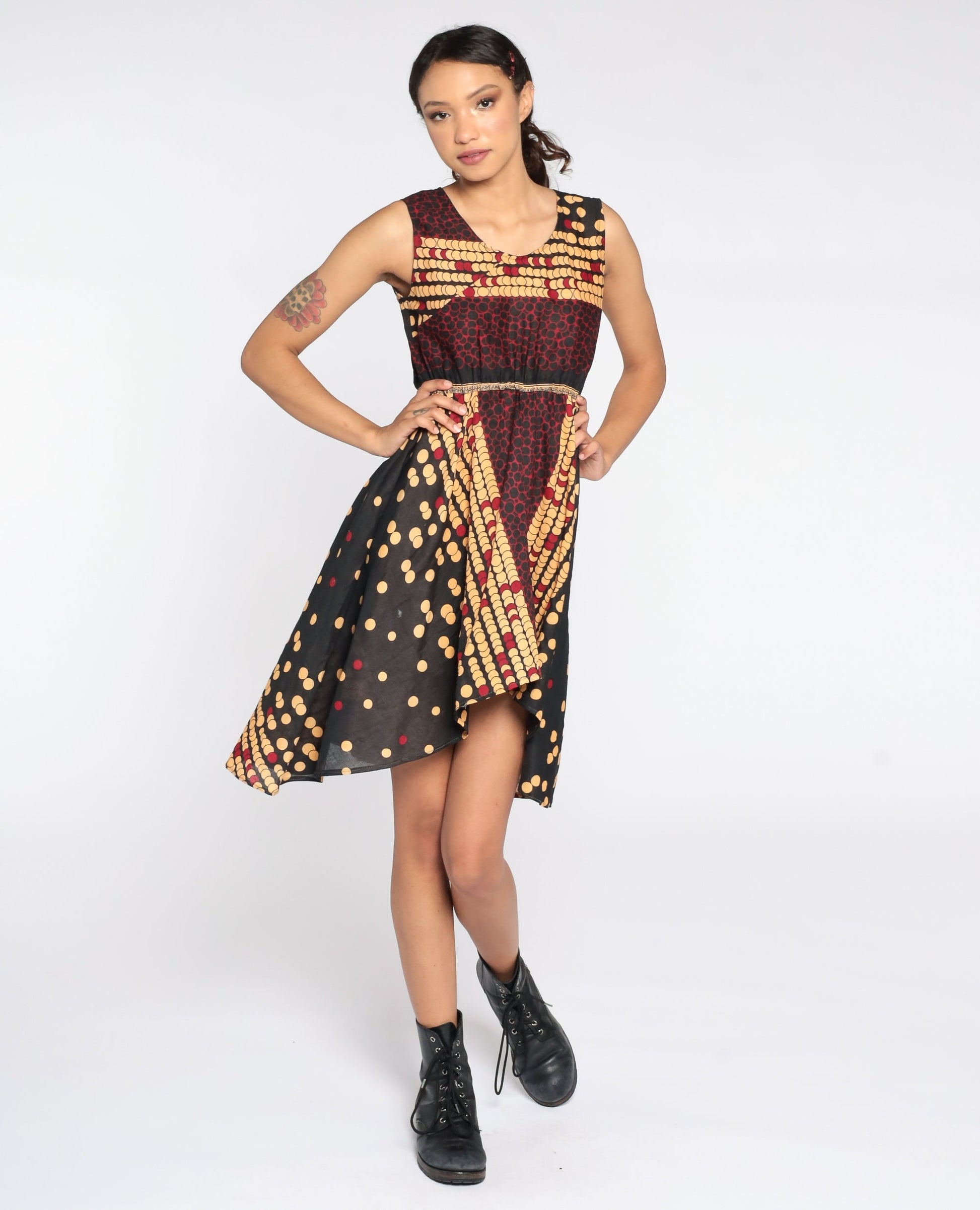 00s Geometric Print Mini Dress Empire Waist Sleeveless Black Tan Red Extra Small