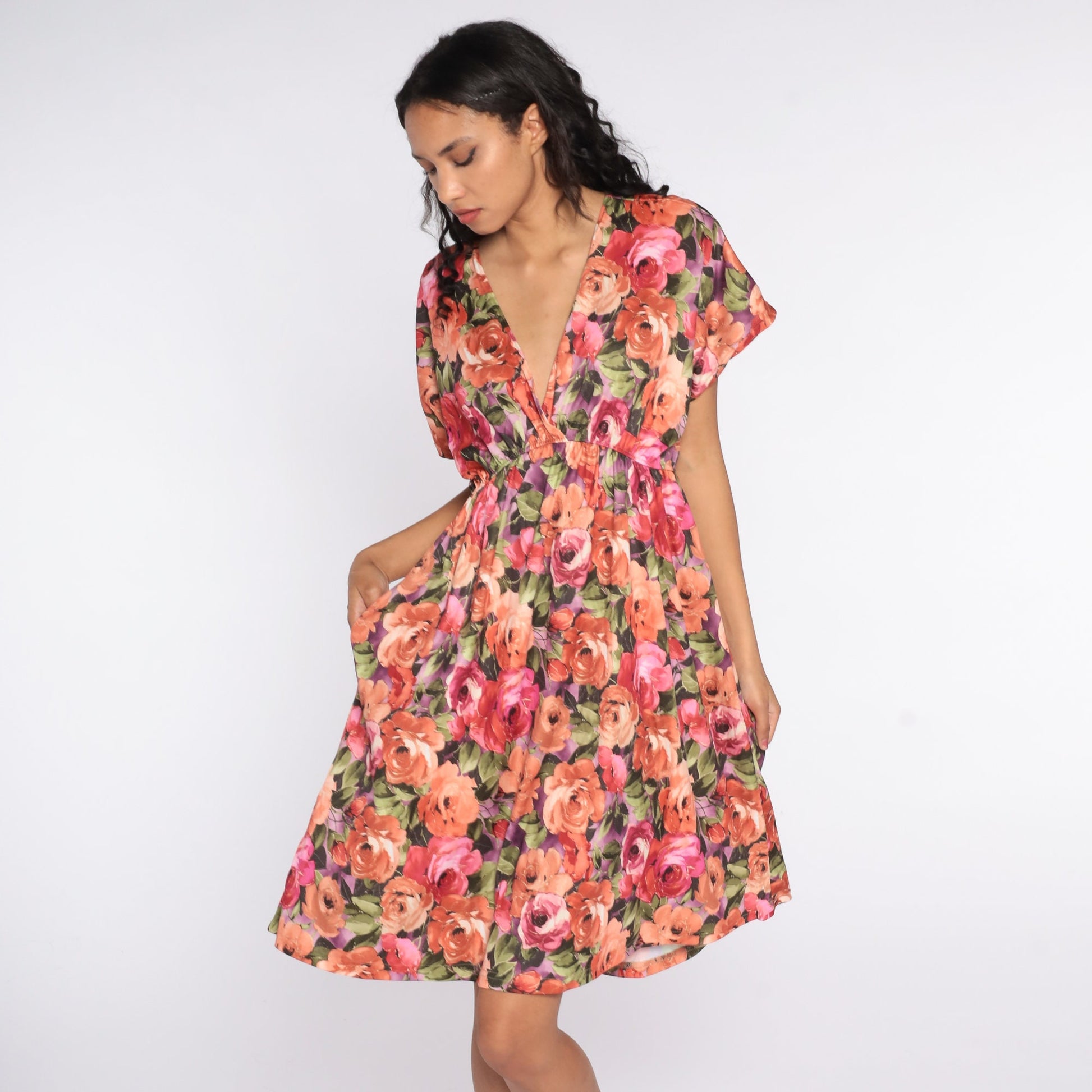 80s Floral Midi Dress Deep V Neck High Waist Short Sleeve Medium