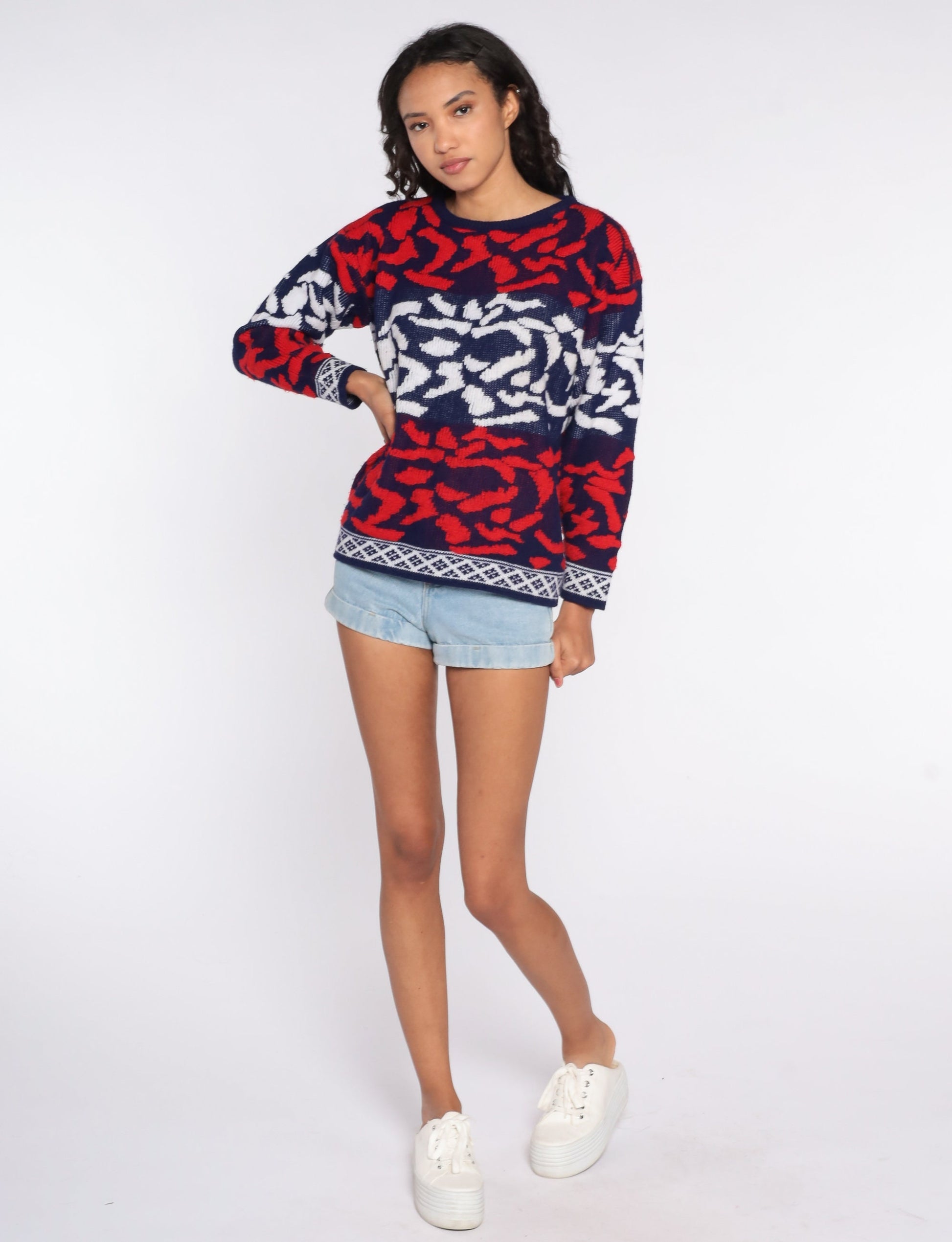 80s Abstract Print Knit Sweater Red White Blue Crewneck Medium
