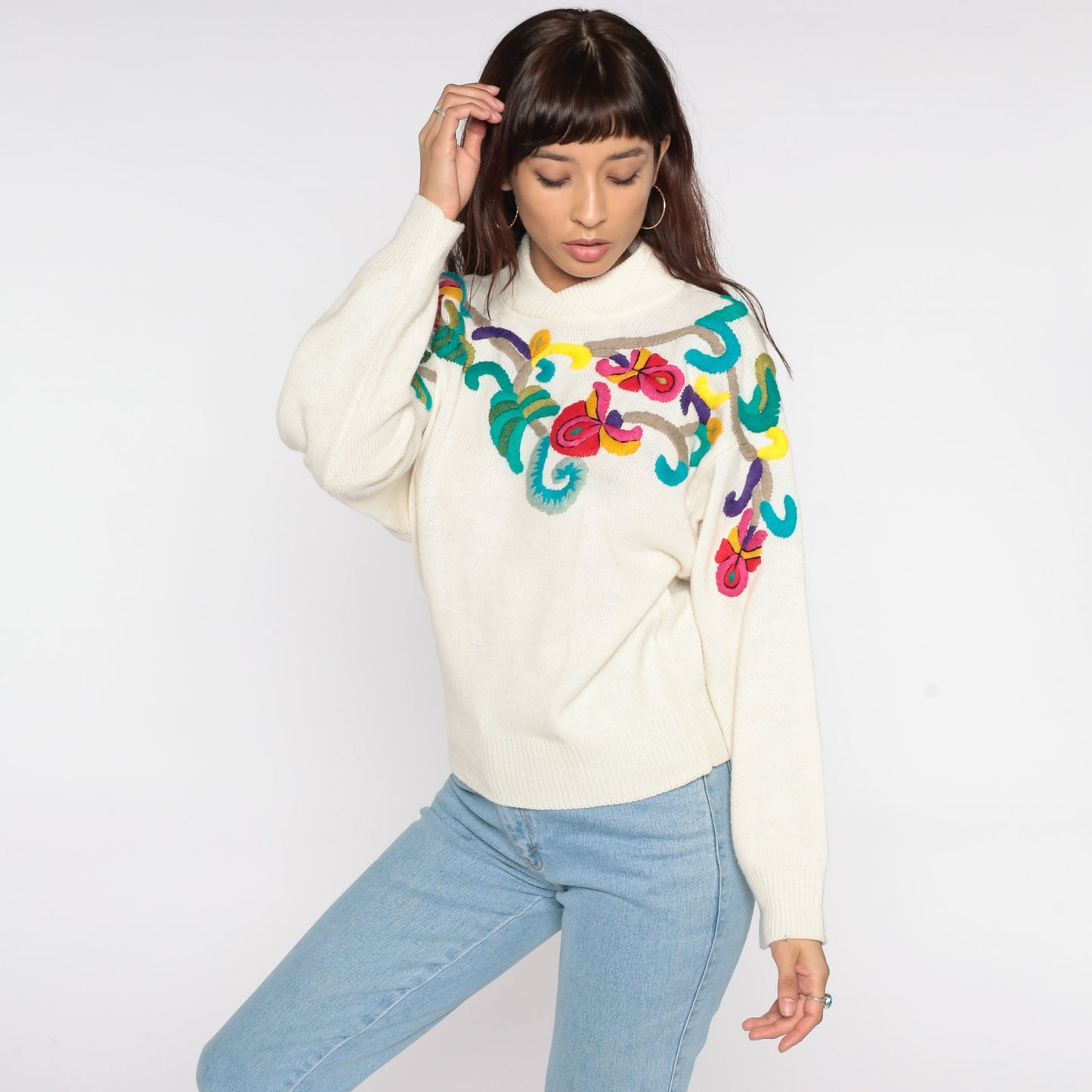 90s Floral Embroidered Cream Knit Sweater Shawl Neck Pullover Medium