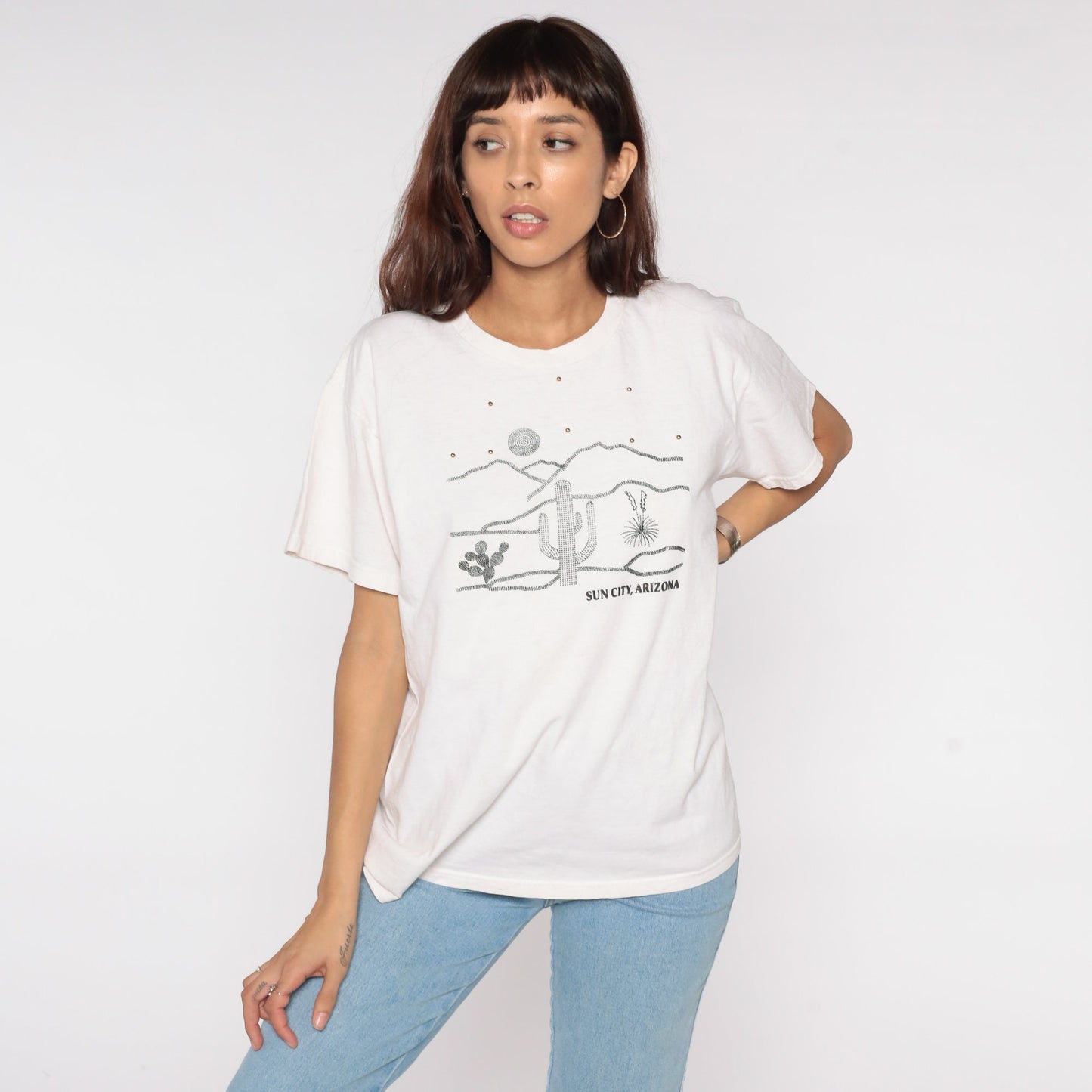 90s Sun City Arizona Graphic T-Shirt Beaded Cactus Desert Print White Cotton Medium