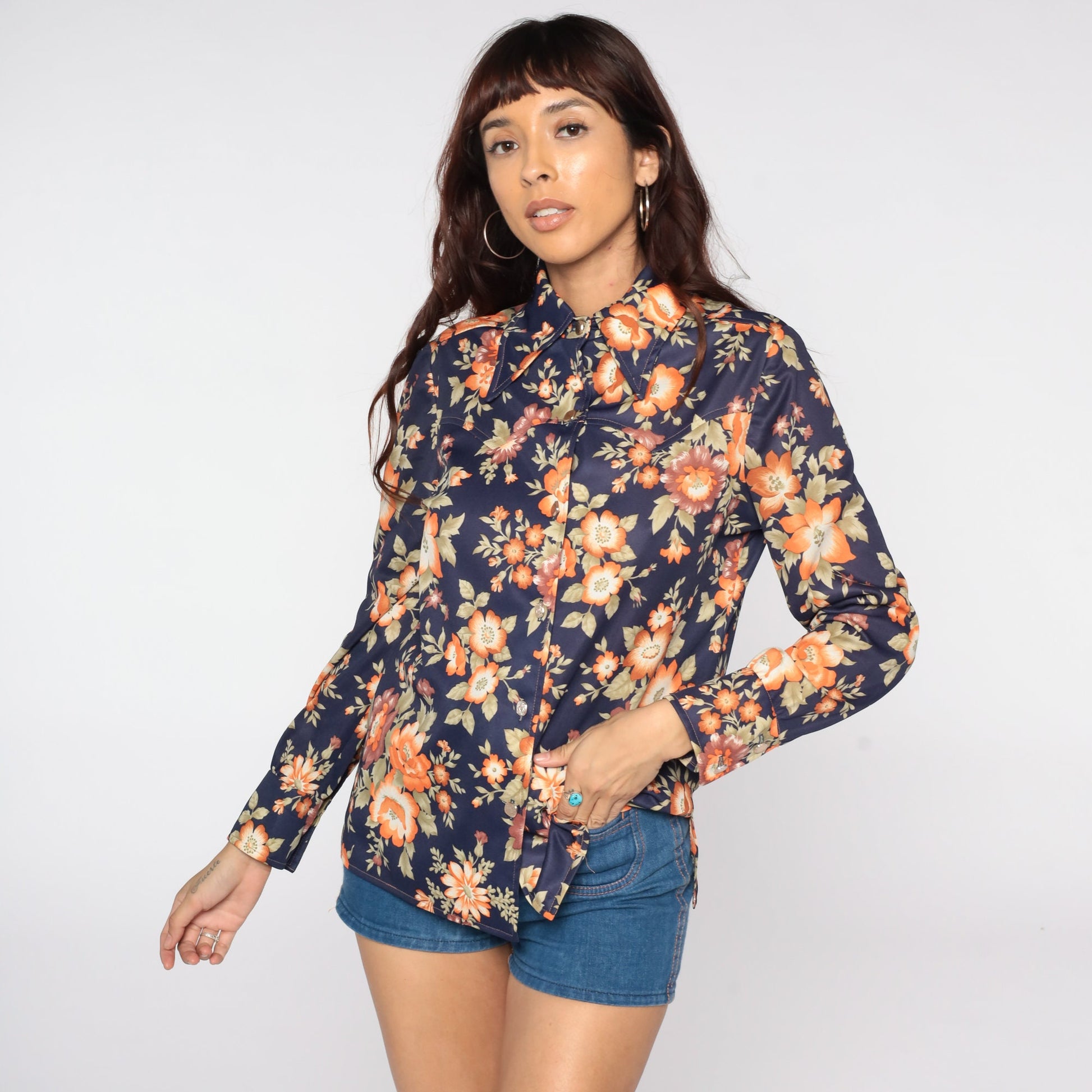 70s Floral Button Up Shirt Navy Blue Pointed Collar Long Sleeve Medium