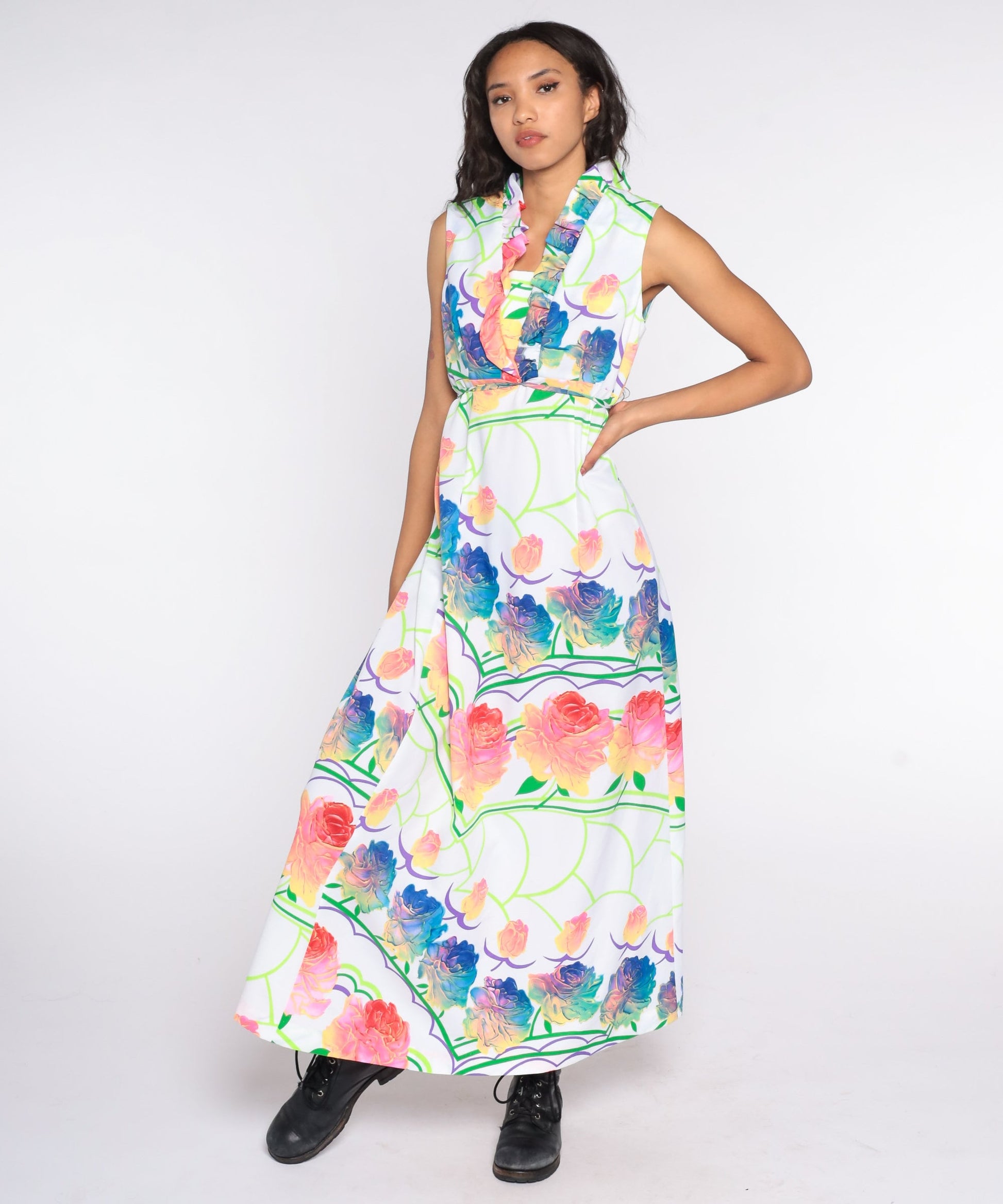 70s Floral Maxi Dress White Rose Print Empire Waist Sleeveless Medium