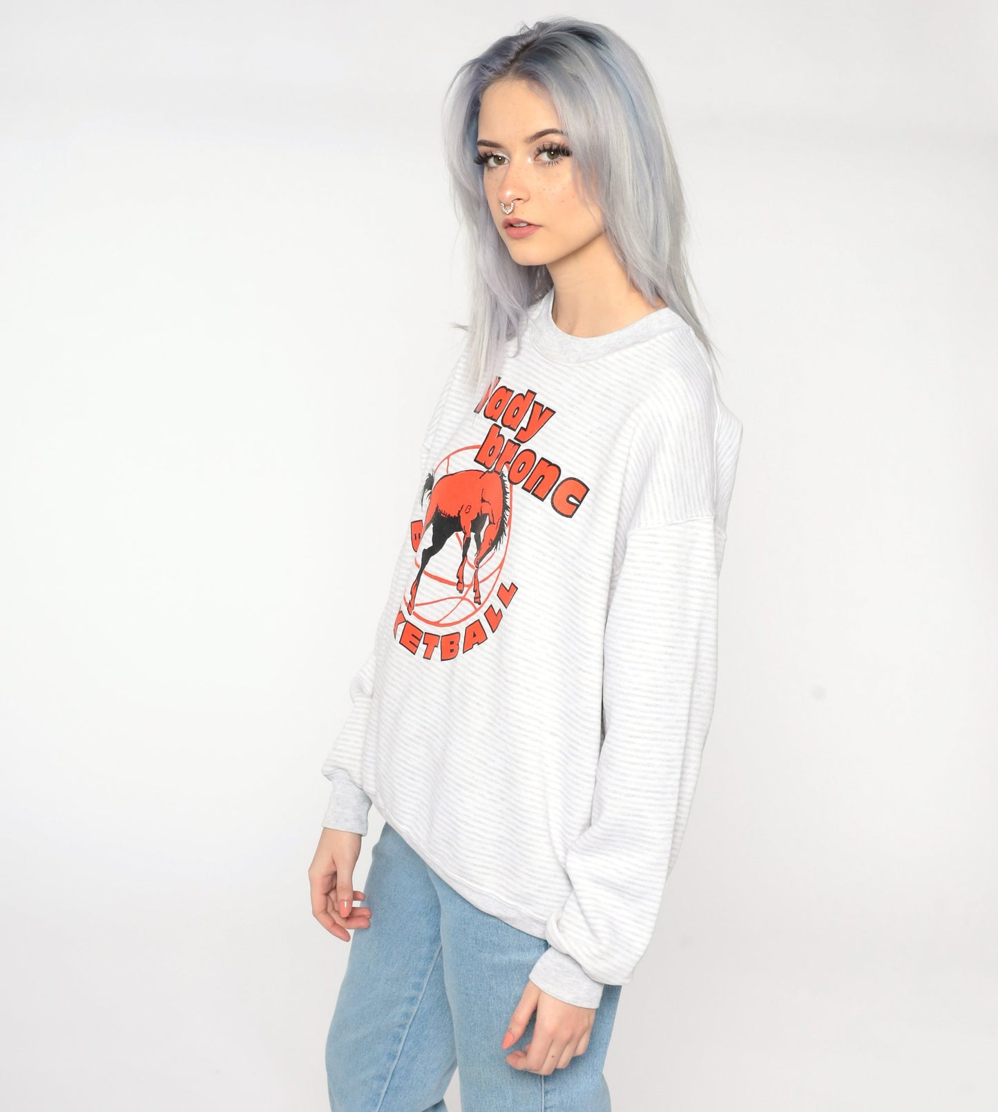 90s Lady Bronc Basketball Sweatshirt Jerzees Graphic Pullover Large L