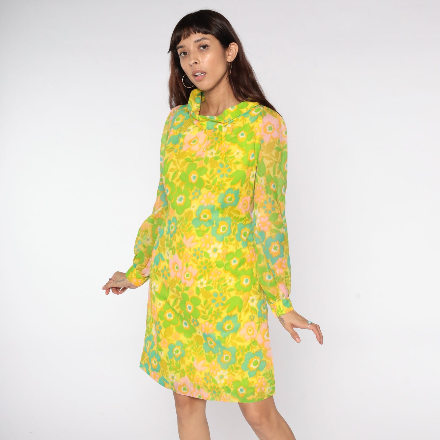 1970s Neon Yellow Floral Mini Shift Dress Long Sleeve Small S