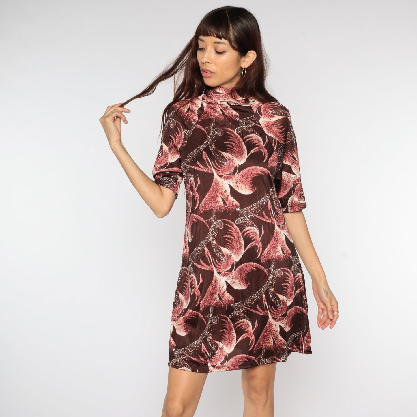60s Mod Shift Dress Brown Abstract Bird Print Mock Neck Mini Medium