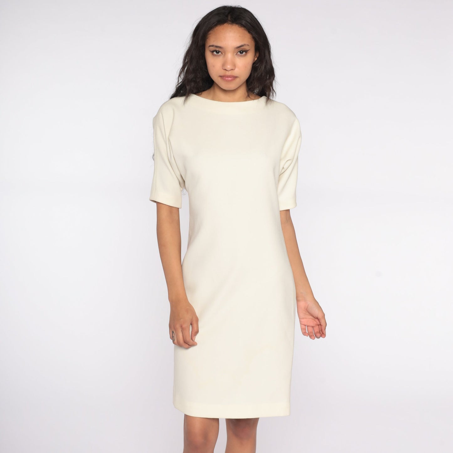 80s Cream Shift Dress Button Back Short Sleeve Knee Length Small