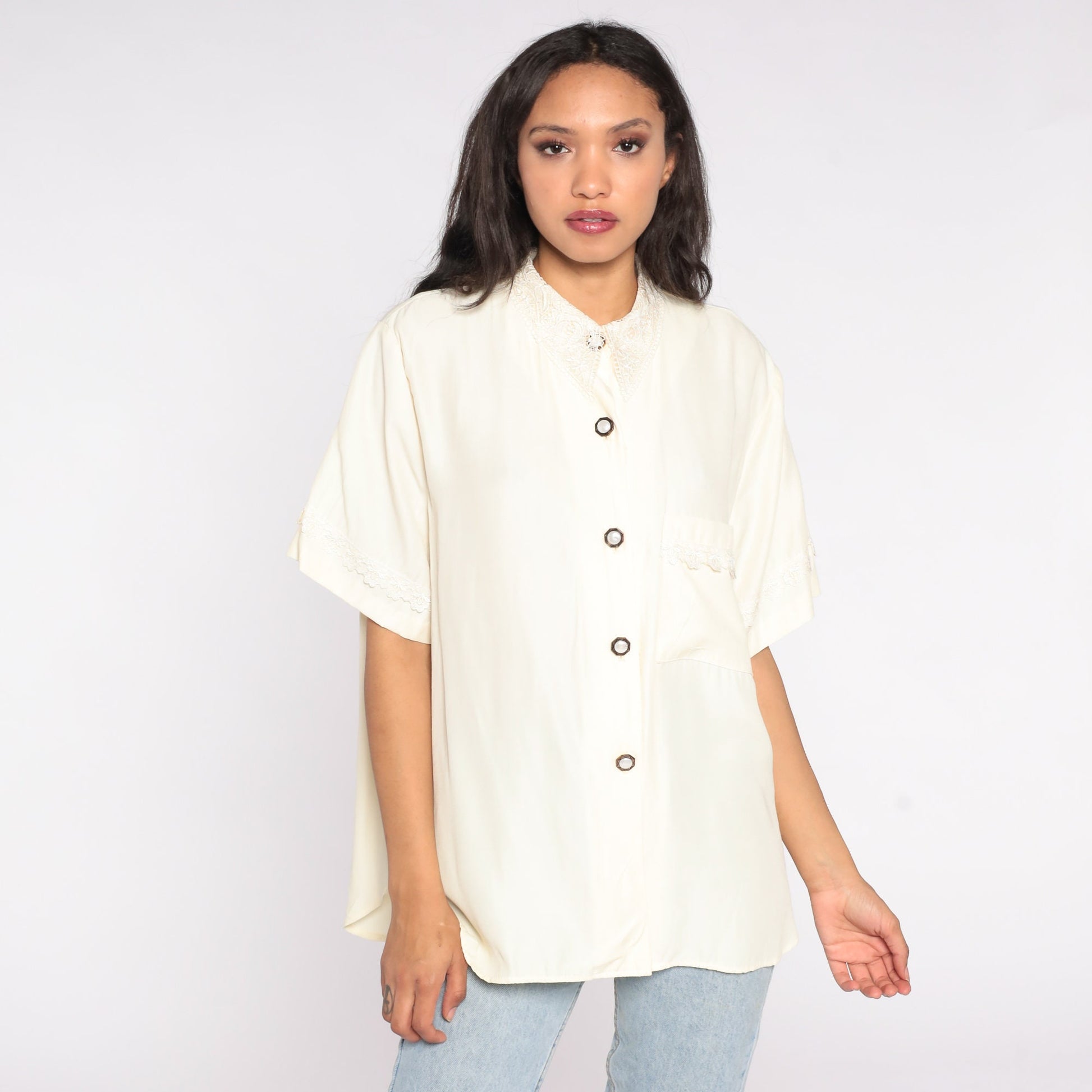 80s Cream Lace Collar Button-Up Blouse Short Sleeve Vintage Shirt XXL