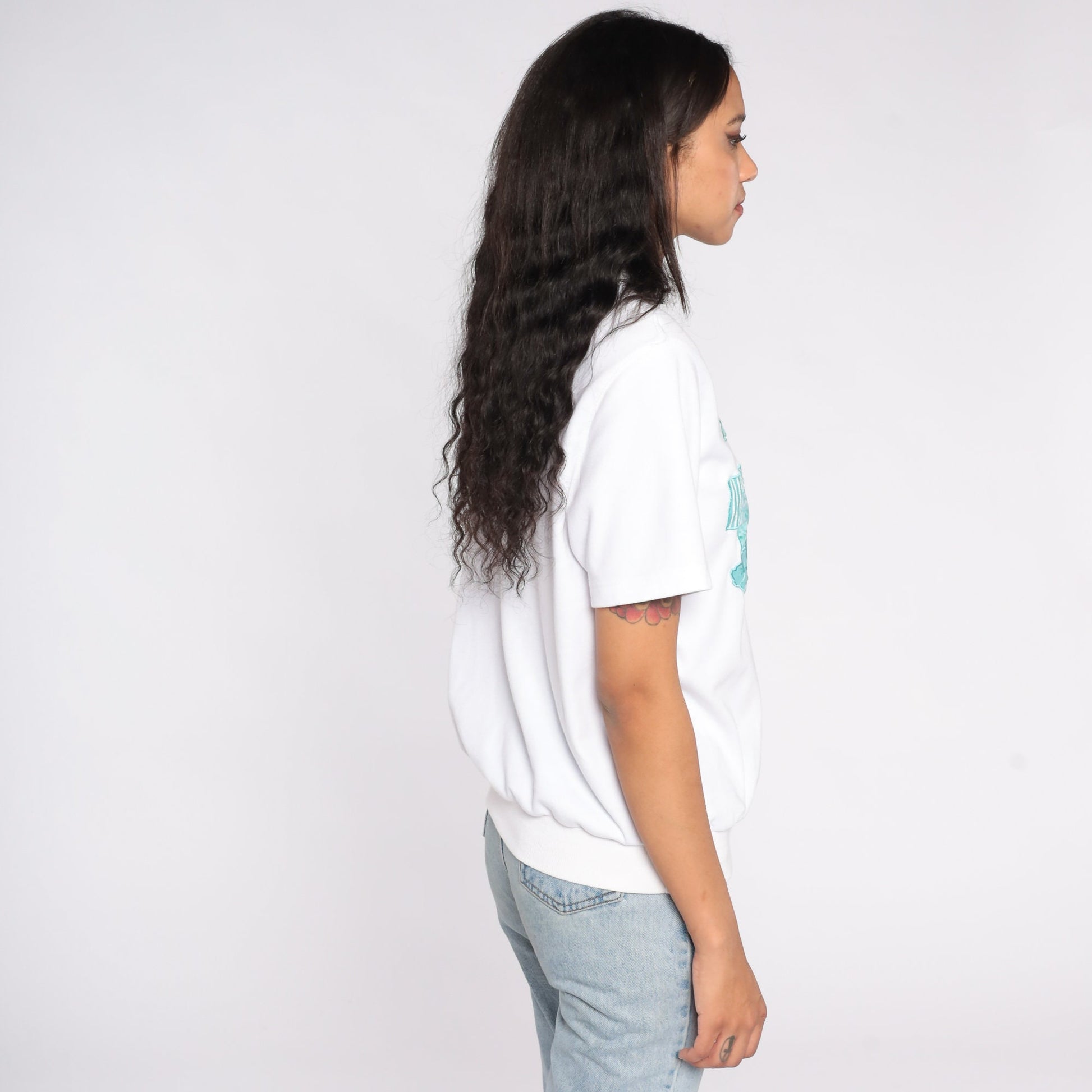 80s White Floral Embroidered T-Shirt Green Print Short Sleeve Small