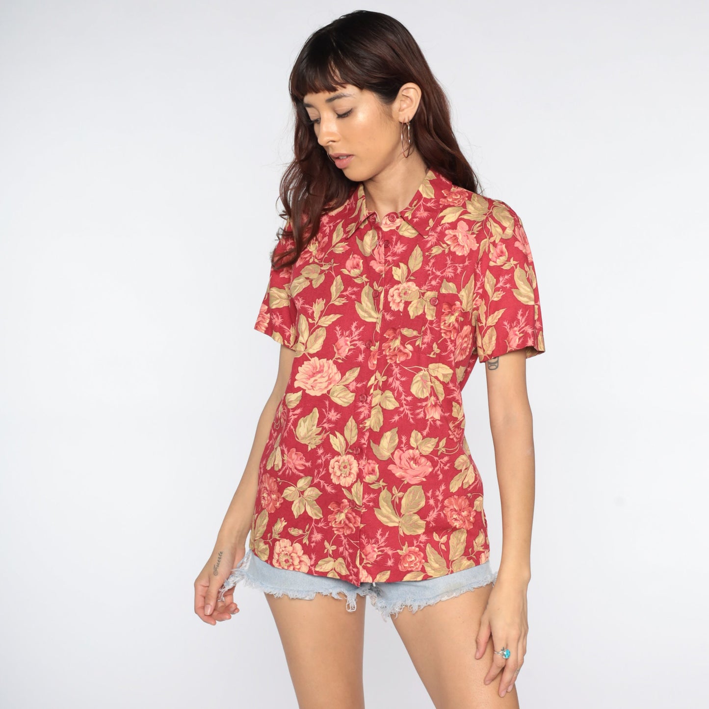 90s Red Floral Rayon Button-Up Blouse Short Sleeve Small