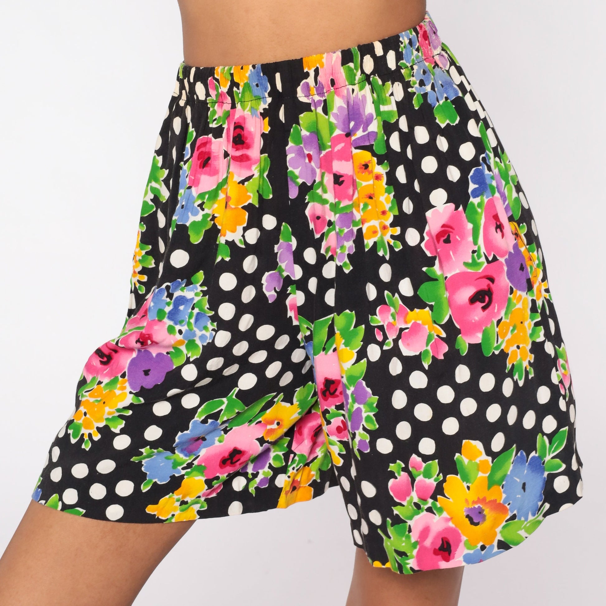 90s Floral Polka Dot High-Waisted Rayon Shorts Black White Small Medium