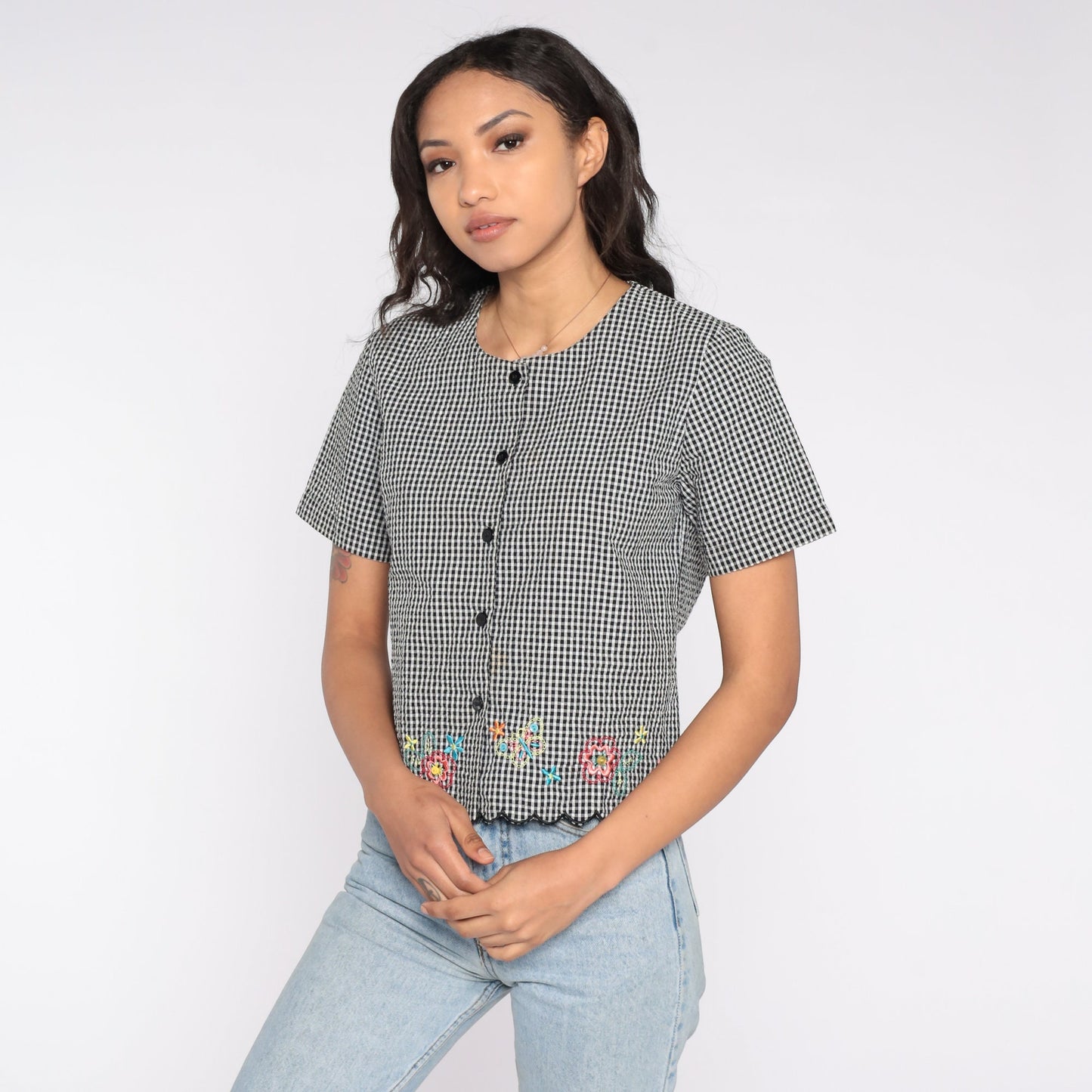 90s Black Gingham Button-Up Blouse Floral Embroidered Scalloped Hem Small