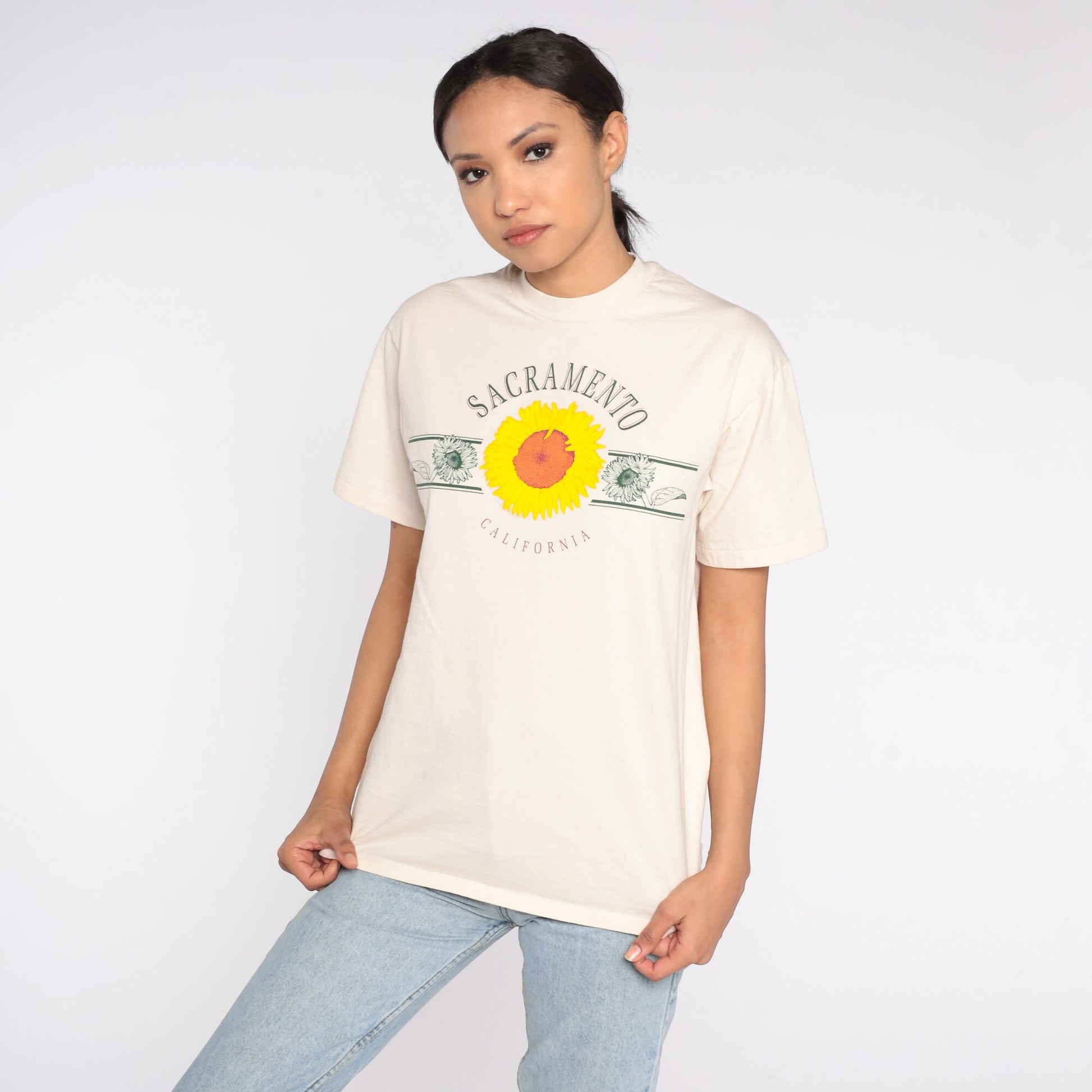 80s Sacramento California Sunflower Graphic T-Shirt Cotton Small