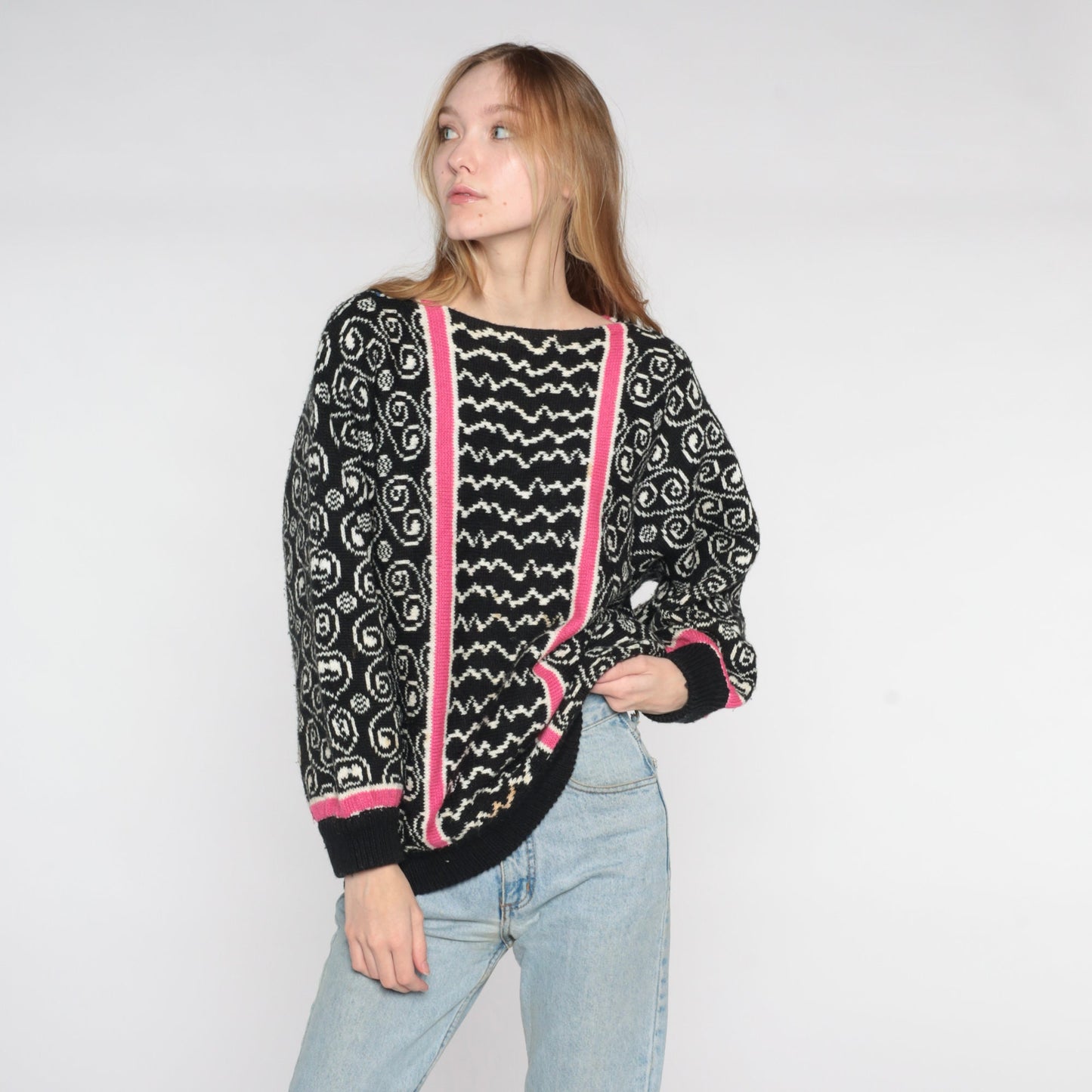 80s Black Swirl Stripe Knit Sweater Pink White Abstract Pullover Small