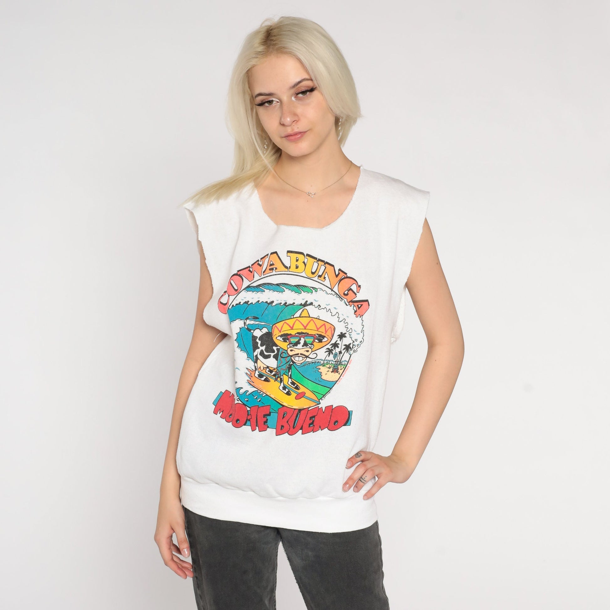 80s Surfing Cow Graphic Tank Top Cowabunga Cutoff Muscle Tee White Medium