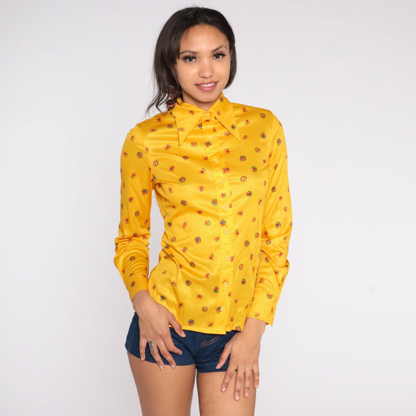 70s I. Magnin Yellow Floral Button-Up Blouse Pointed Collar Long Sleeve Small