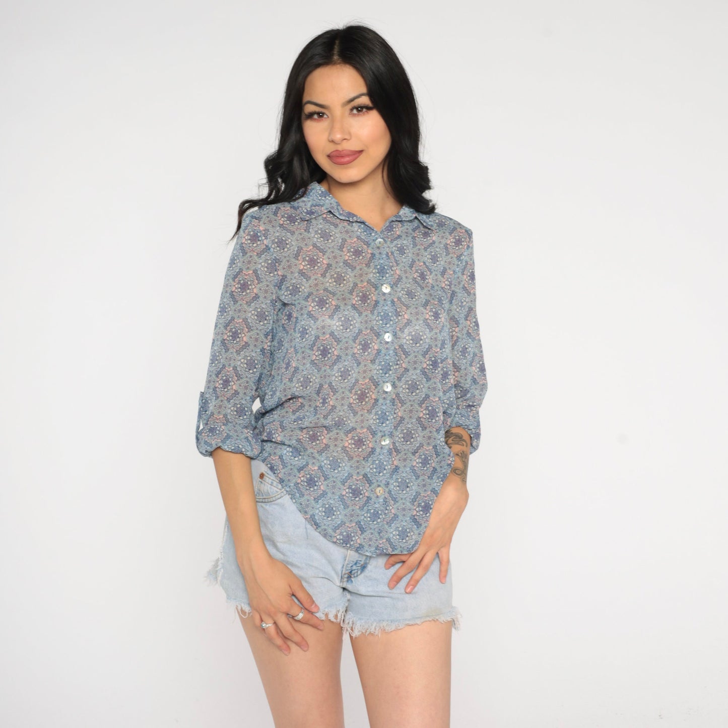 00s Batik Floral Button-Up Blouse Geometric Print Long Sleeve Collared Shirt Small