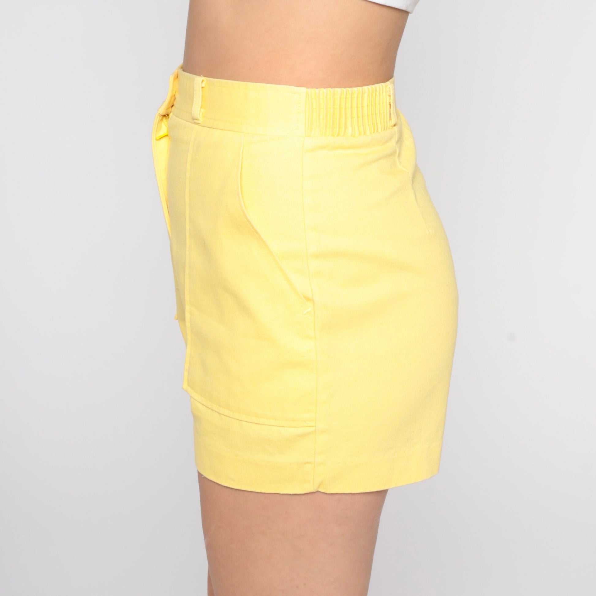 80s Yellow High-Waisted Shorts Cotton Blend Small S