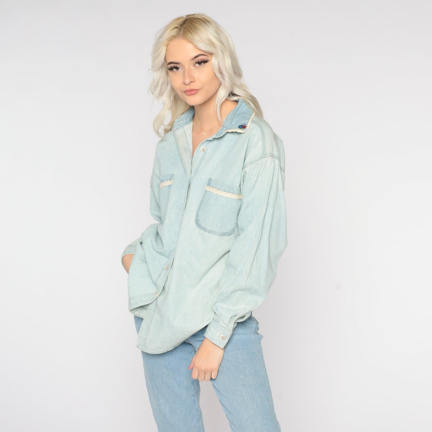 90s Light Blue Chambray Button-Up Blouse Lace Trim Rosette Small