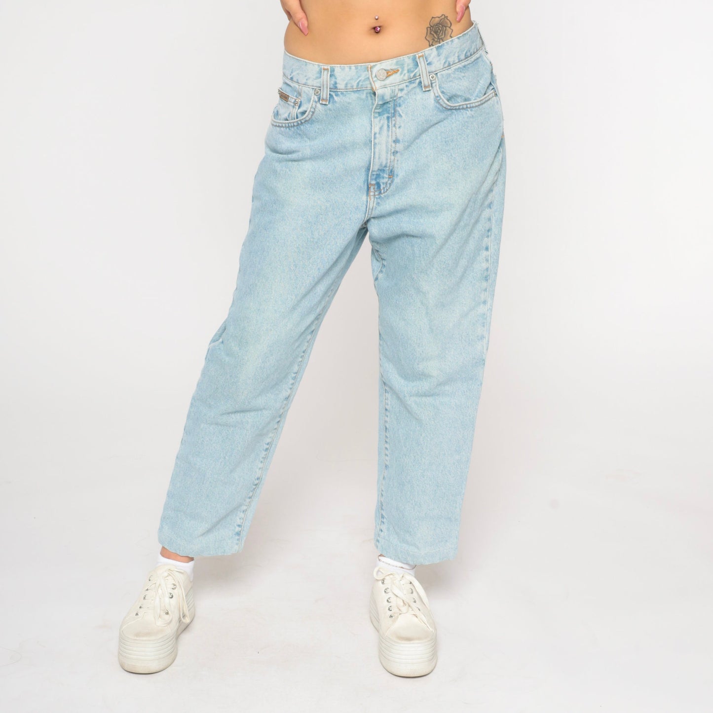 90s Calvin Klein High Waist Straight Leg Mom Jeans Light Wash Denim Medium