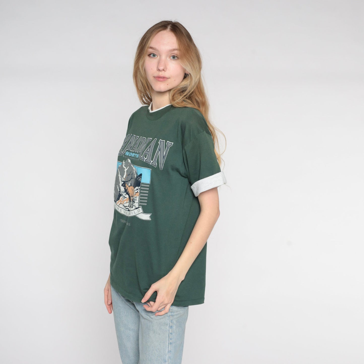 90s Canadian North Vancouver Wildlife Elk Graphic Tee Green Medium