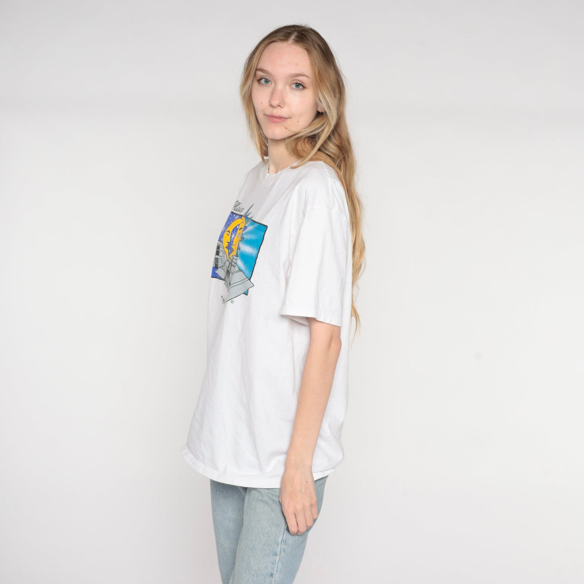 90s Teotihuacán Mexico Graphic T-Shirt Celestial Sun Moon Cosmic Tee Medium