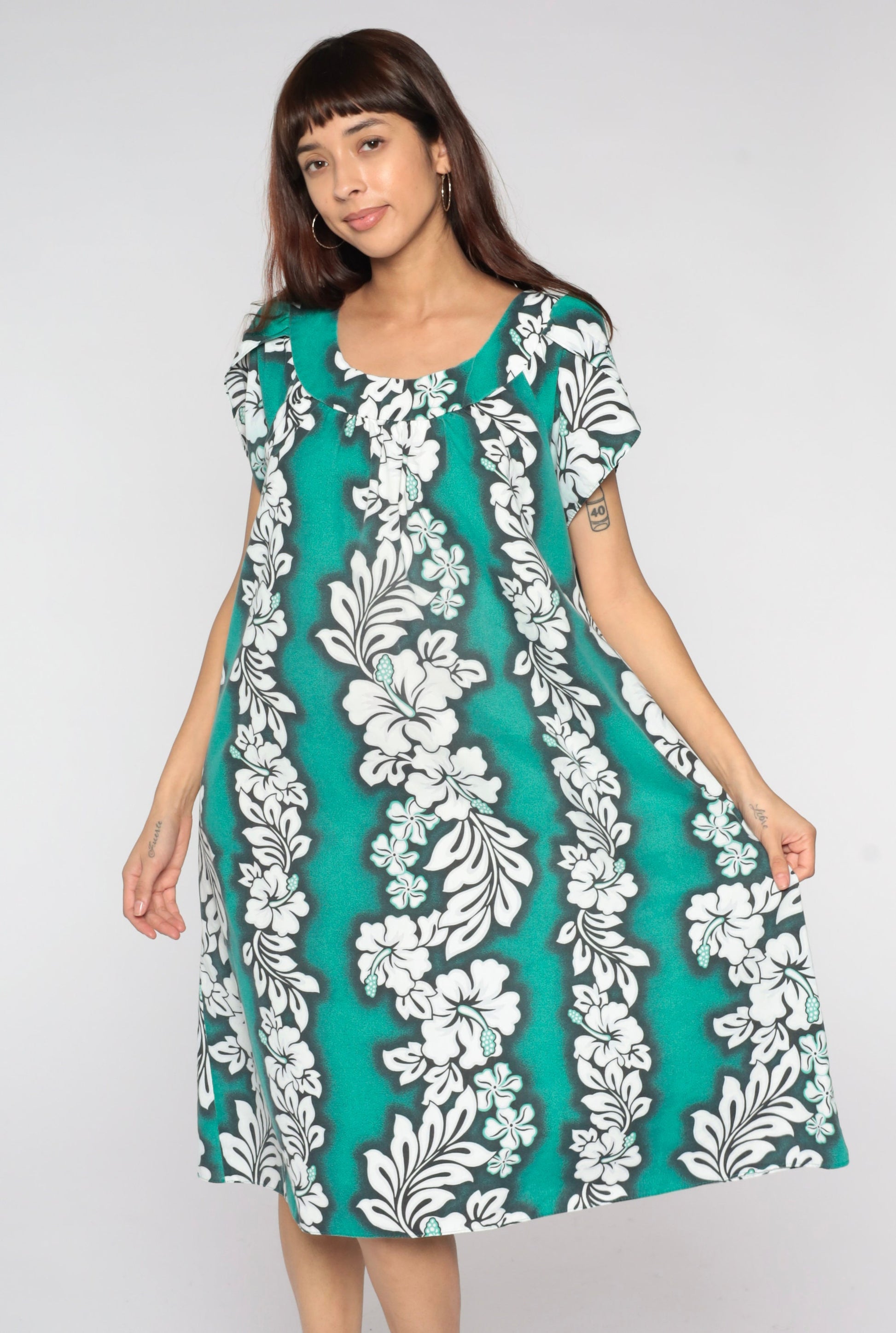 90s Hawaiian Tropical Floral Midi Dress Green Tent Cut Tulip Sleeve Medium