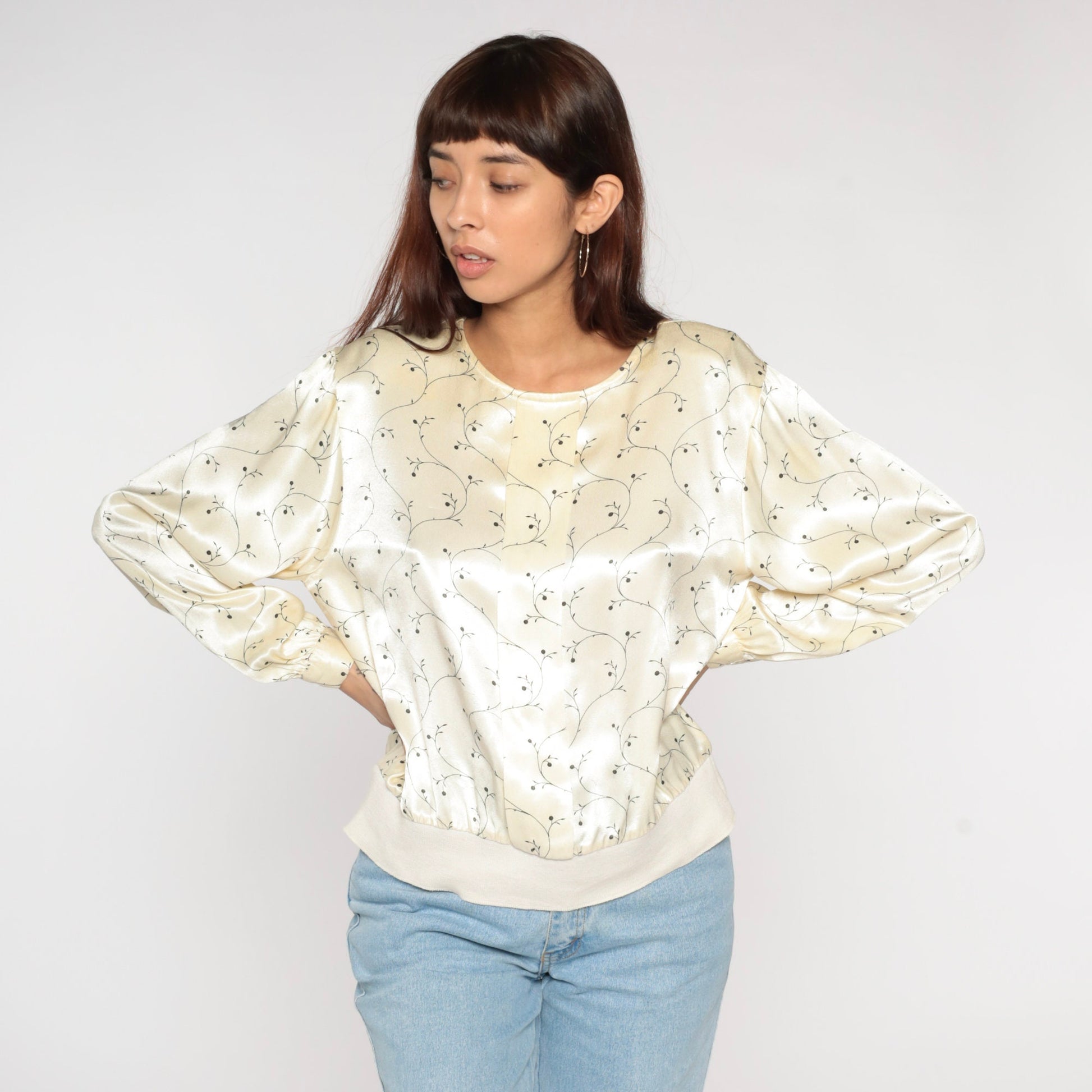 90s Cream Floral Shiny Blouse Long Sleeve Pullover Banded Hem Medium M