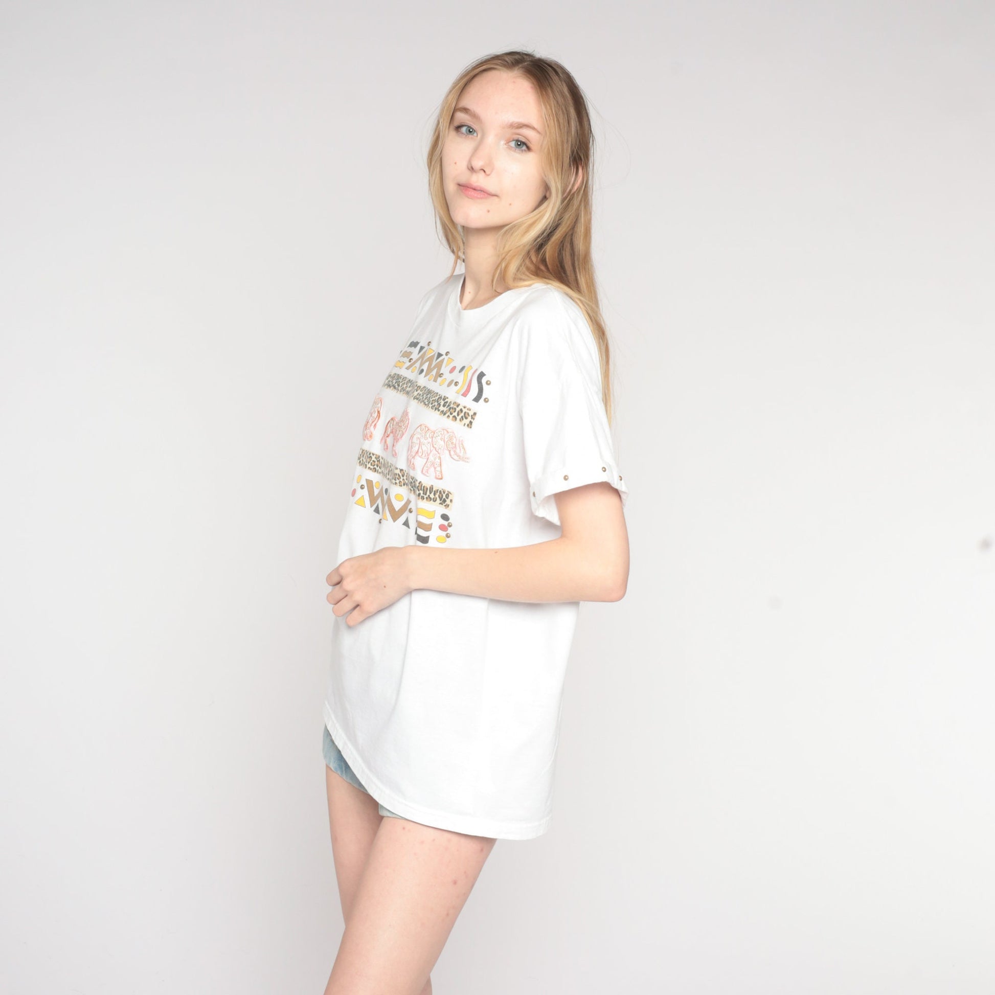 Y2K Safari Animal Studded Graphic T-Shirt White Embroidered Elephant Lion Medium Large