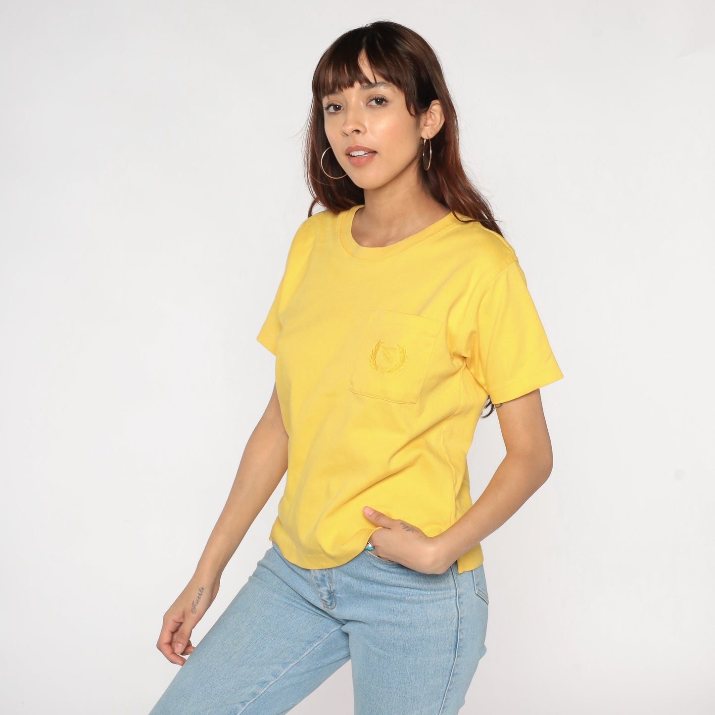 90s Yellow Cotton T-Shirt Embroidered Crest Pocket Tee Small