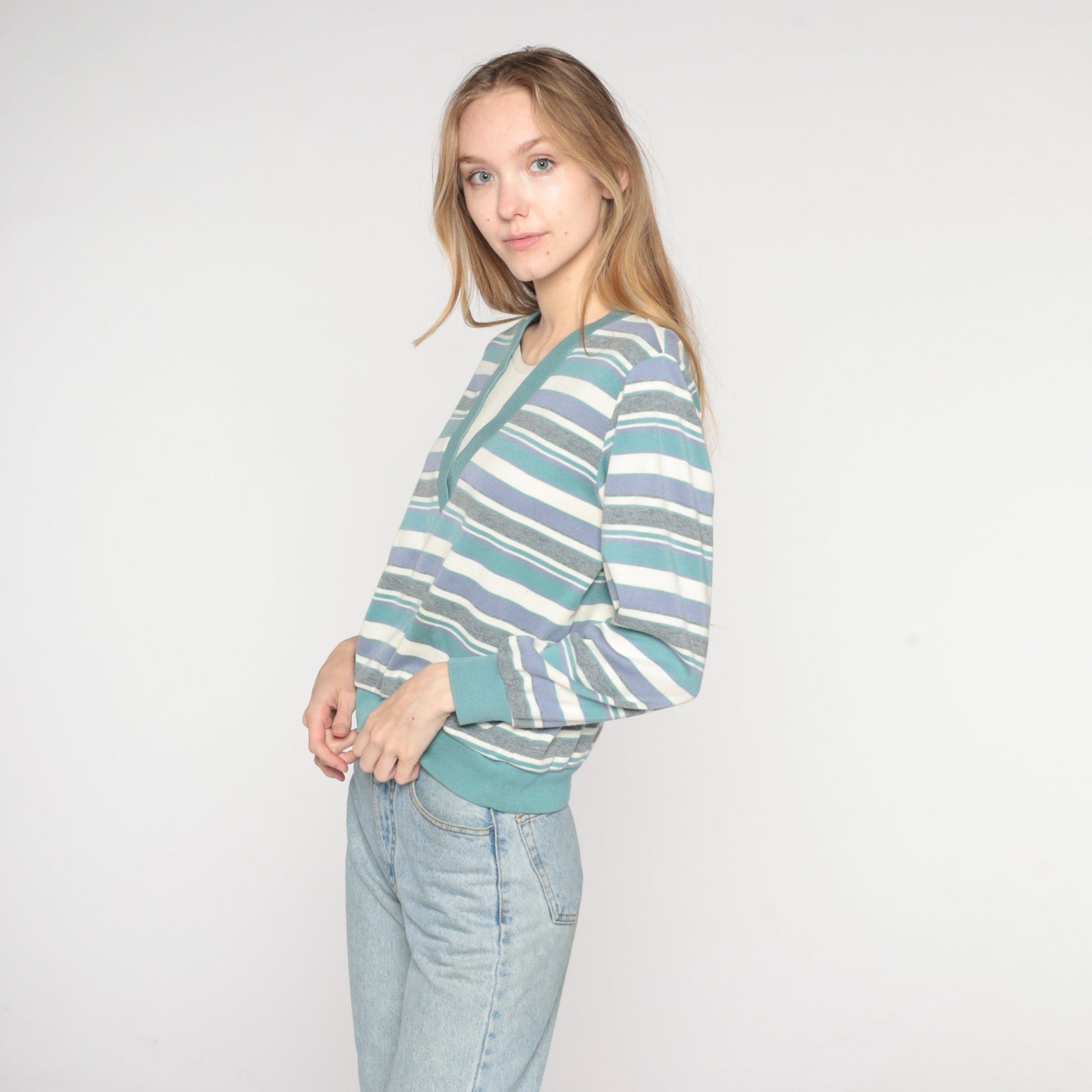 80s Striped Long Sleeve V-Neck Shirt White Blue Grey Small