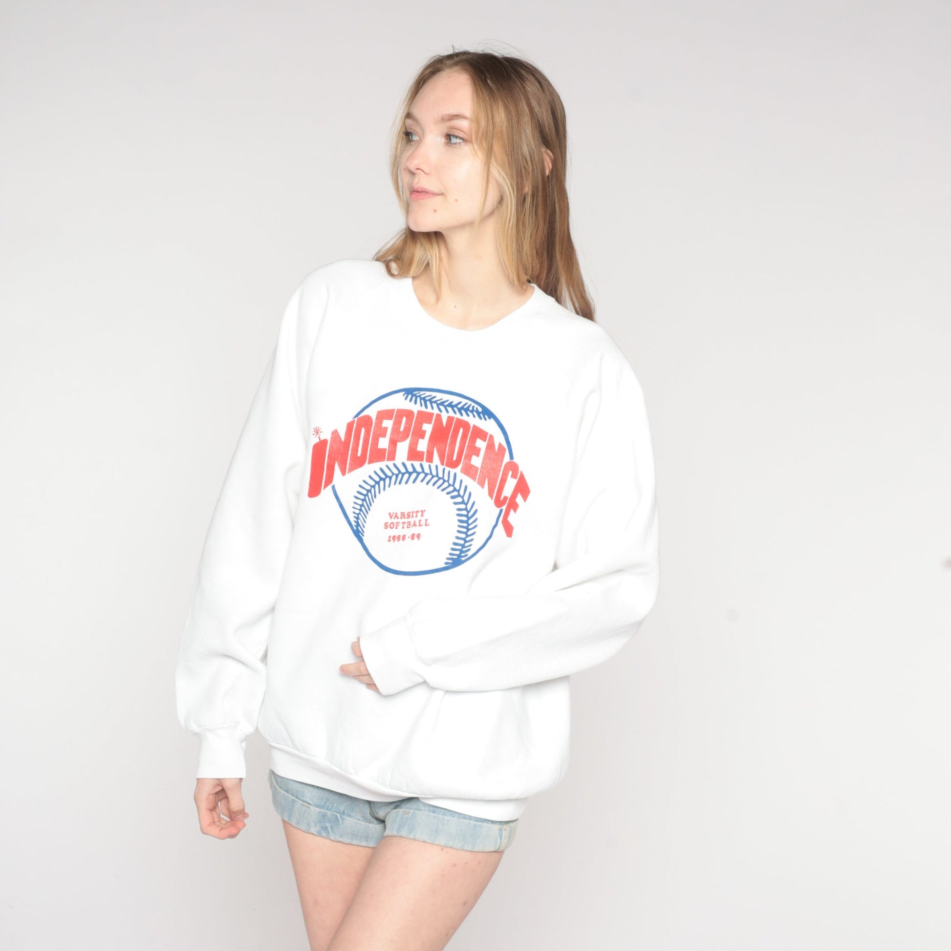 90s Independence Varsity Softball 1988-89 Graphic Sweatshirt White Extra Large