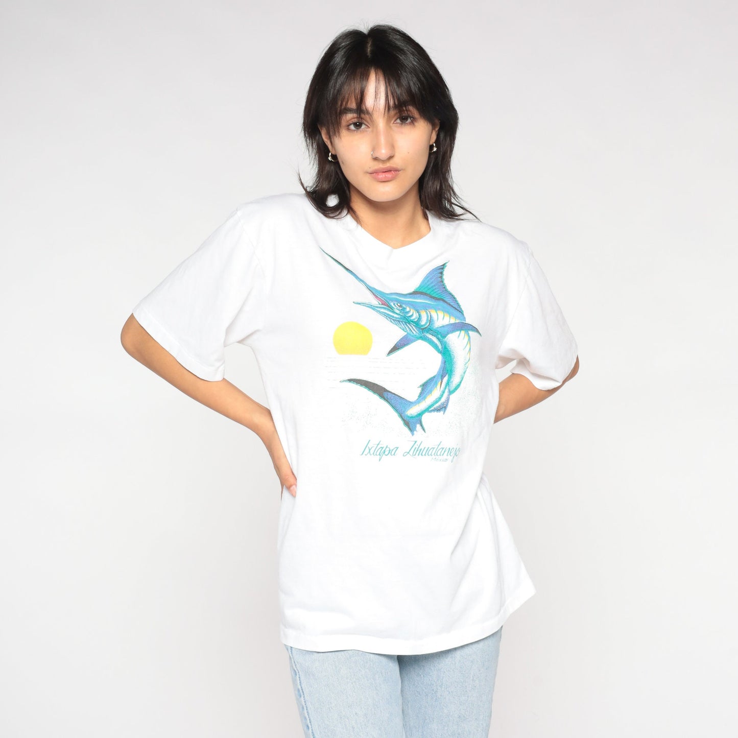 90s Swordfish Graphic T-Shirt Ixtapa Zihuatanejo Mexico White Single Stitch Medium