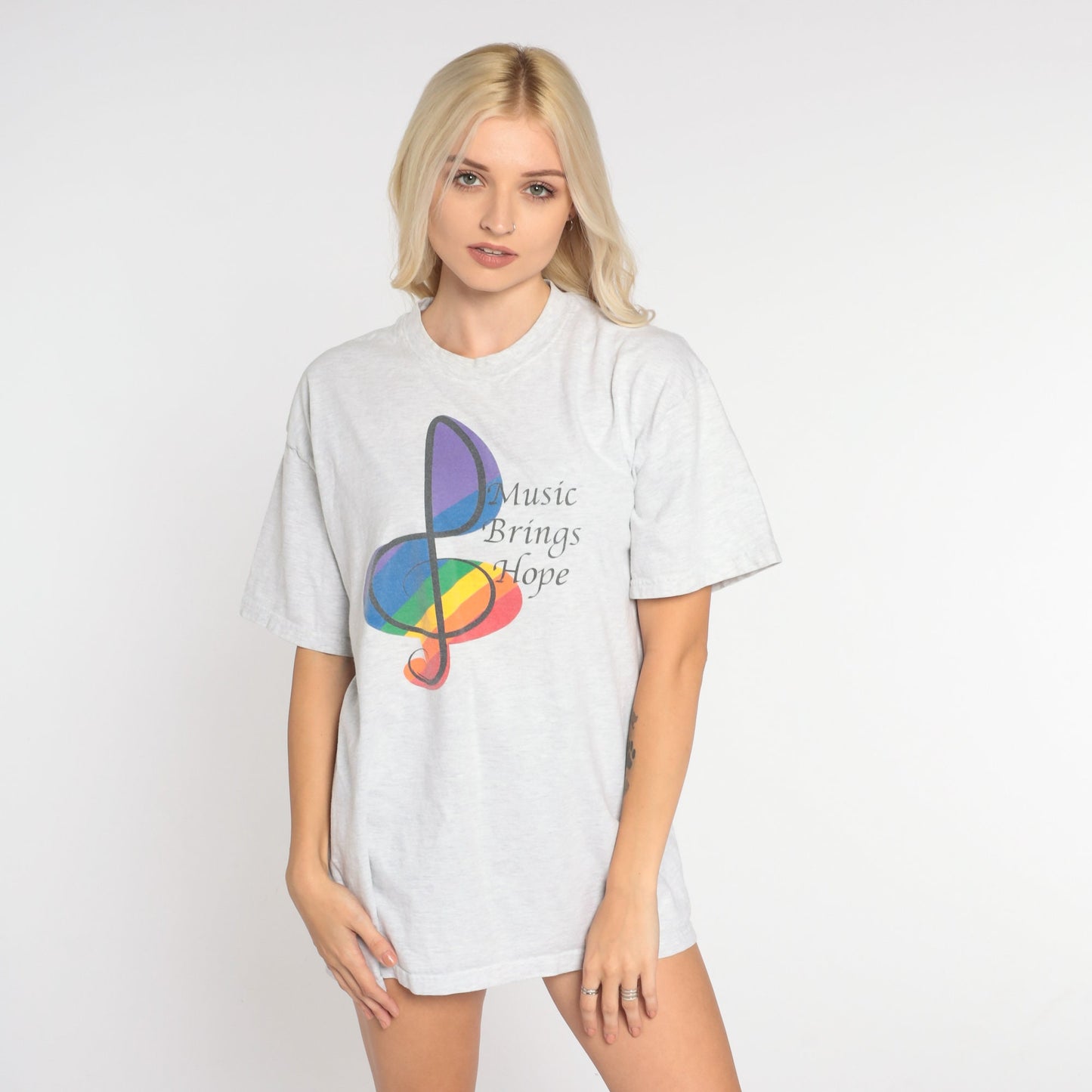 Y2K Music Brings Hope Treble Clef Graphic Tee Heather Grey Large