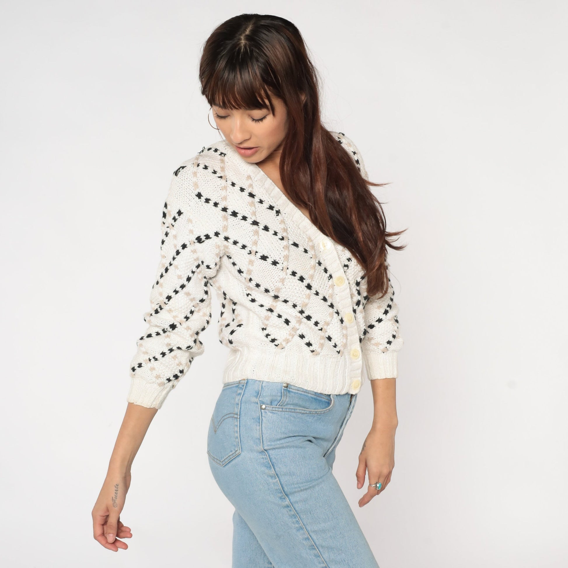 80s White Cardigan Sweater Diamond Textured Knit Black Tan Medium M