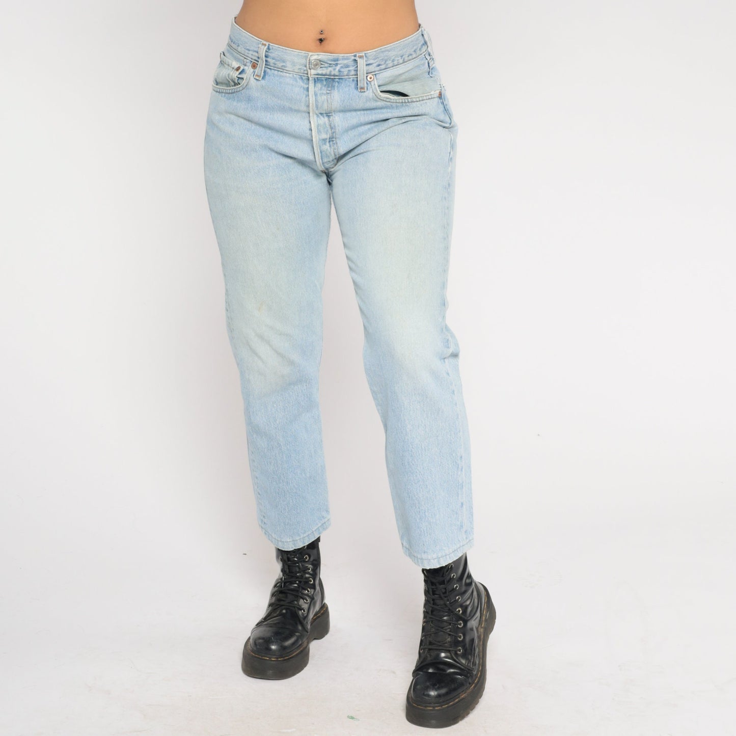 Levis 501 90s Straight Leg Jeans Light Wash Button Fly Large 34