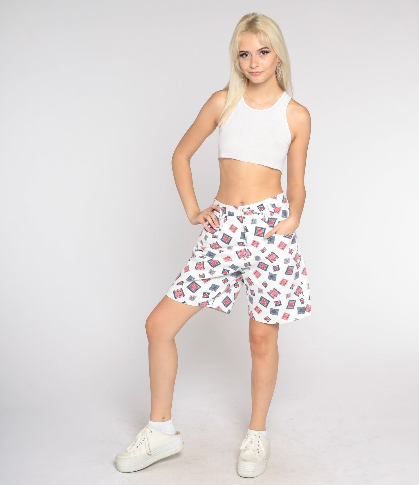 90s Patchwork Heart Shorts White Cotton High Waisted Wide Leg Medium