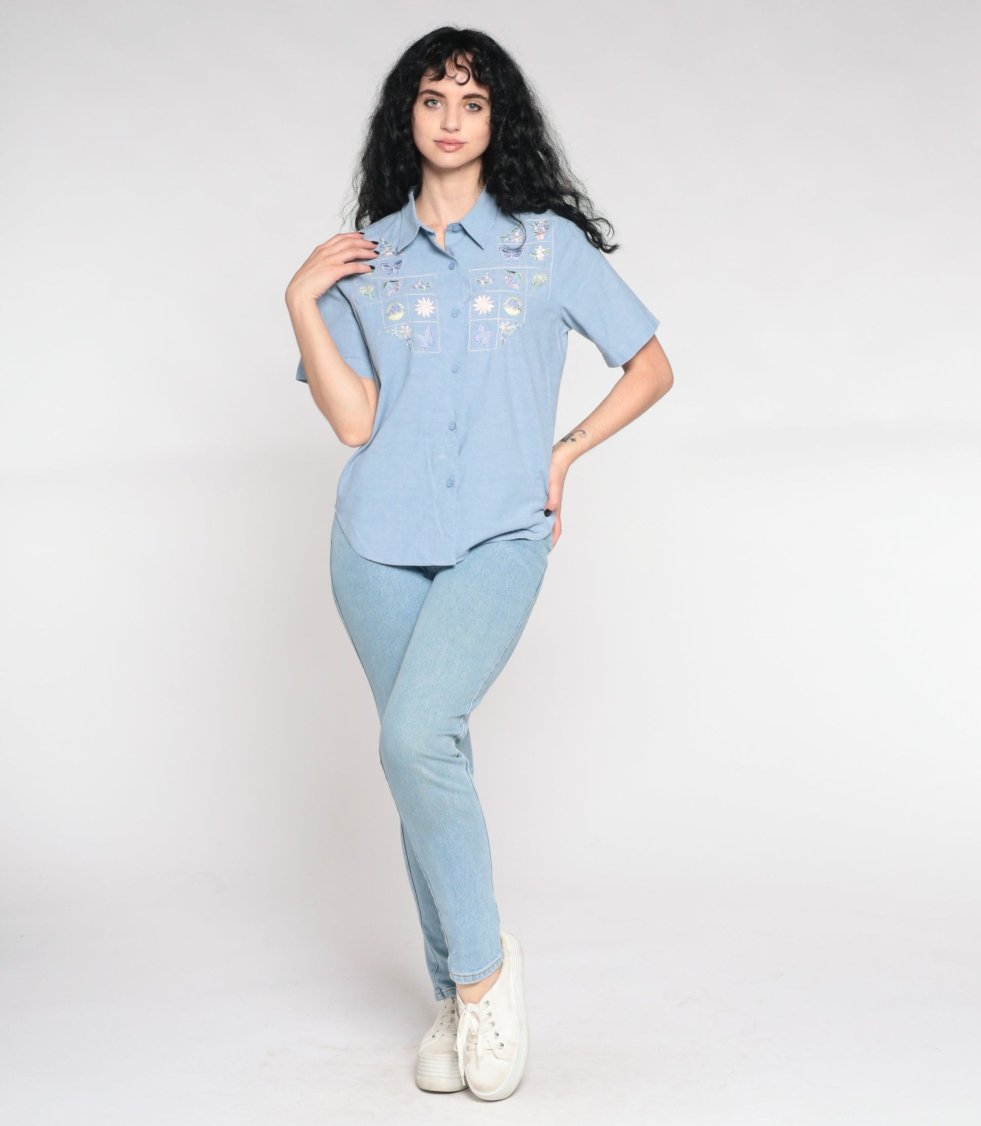 90s Alfred Dunner Blue Embroidered Floral Button Up Shirt Large L