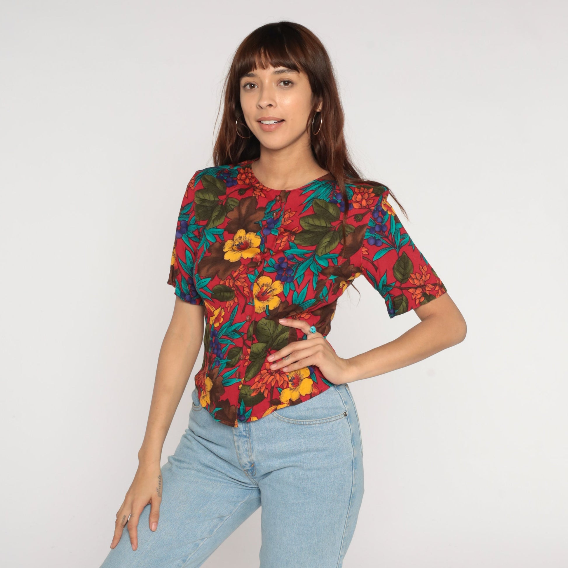 90s Red Floral Rayon Button-Up Blouse Short Sleeve Small