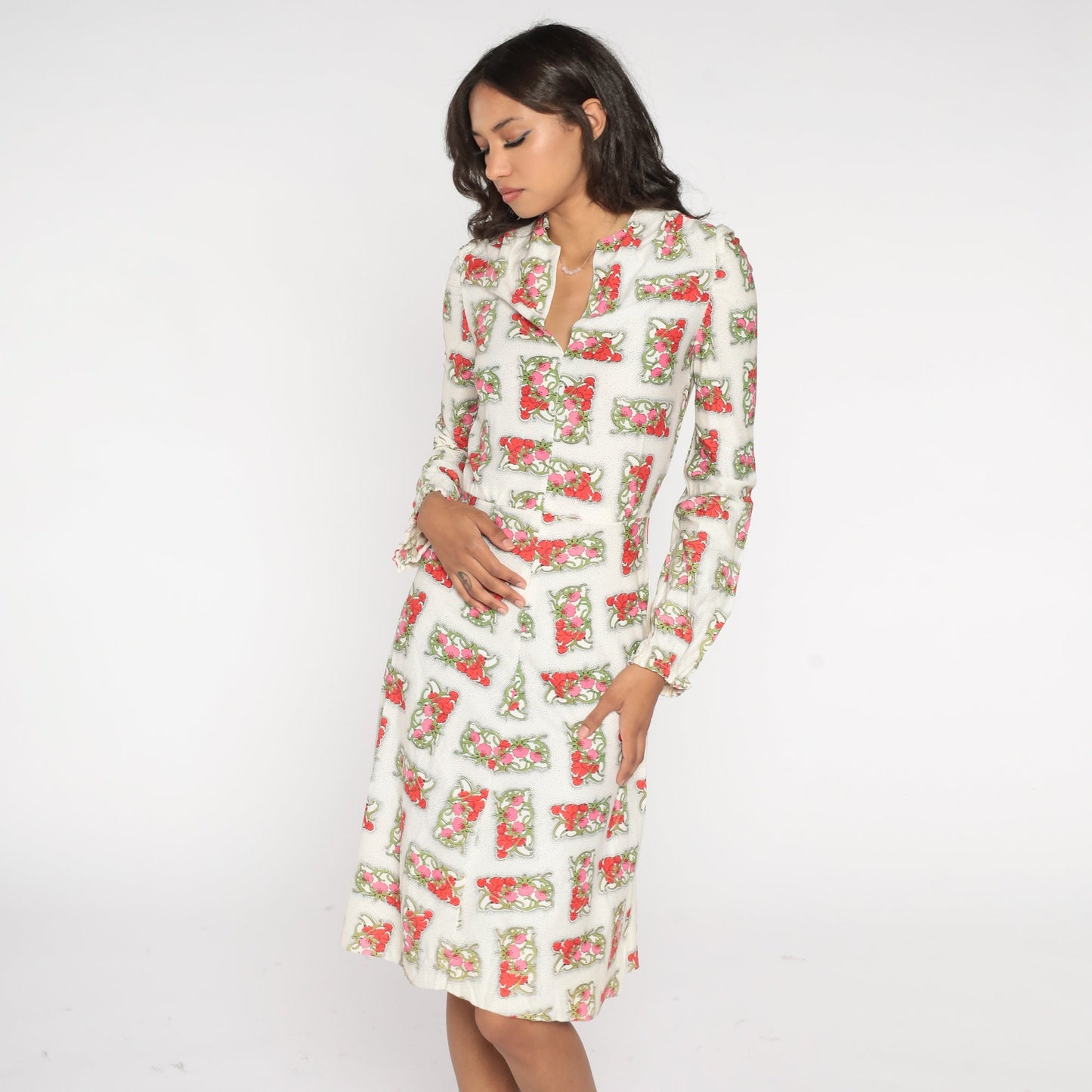 70s White Floral Midi Dress Long Sleeve V-Neck High Waisted Extra Small